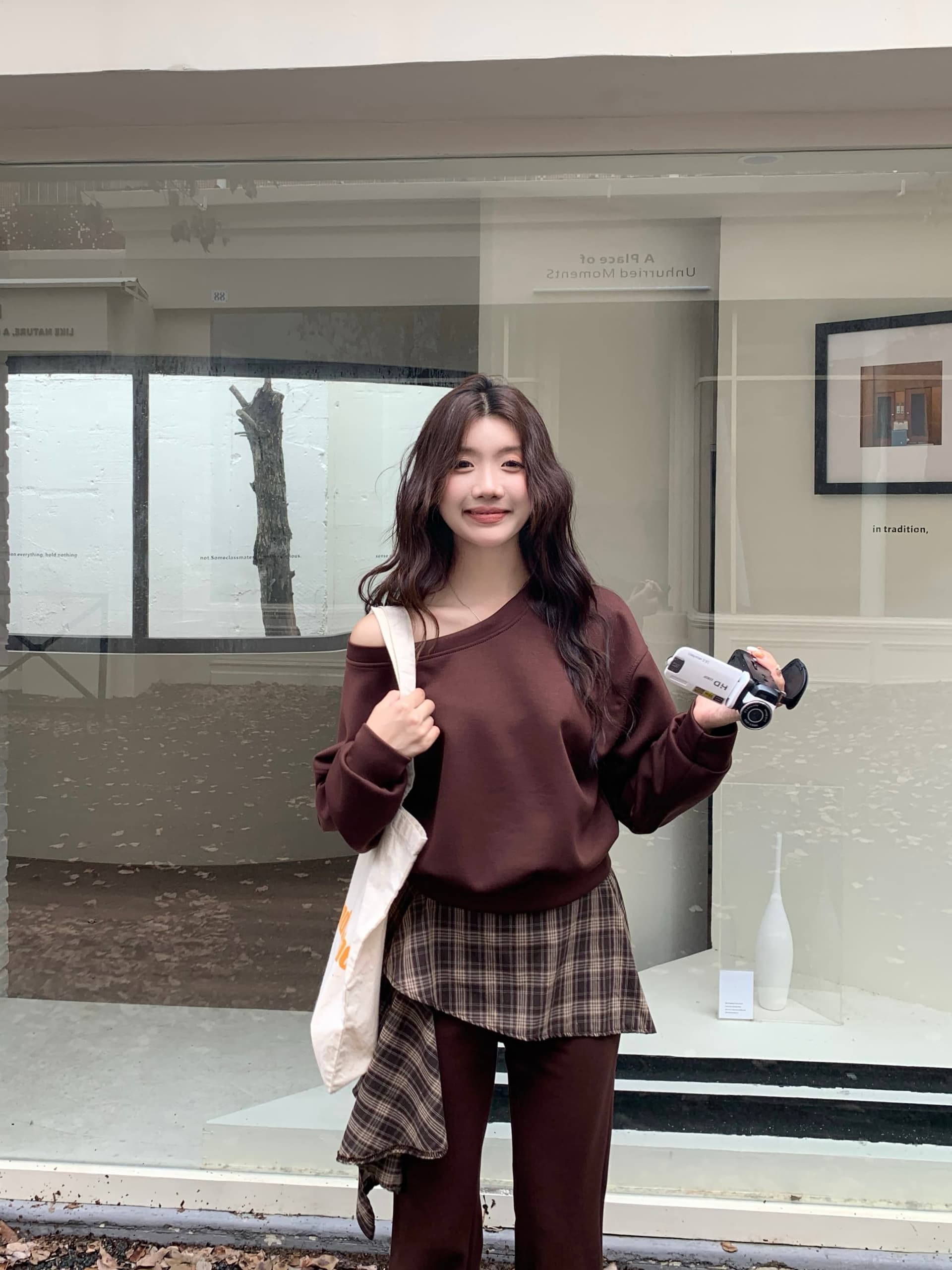 실사 빅 사이즈 고급 센스 비스듬한 어깨 후드티 여성 레트로 슬림해 보이는 하이웨이스트 부츠컷 바지 세트 상세 이미지 17