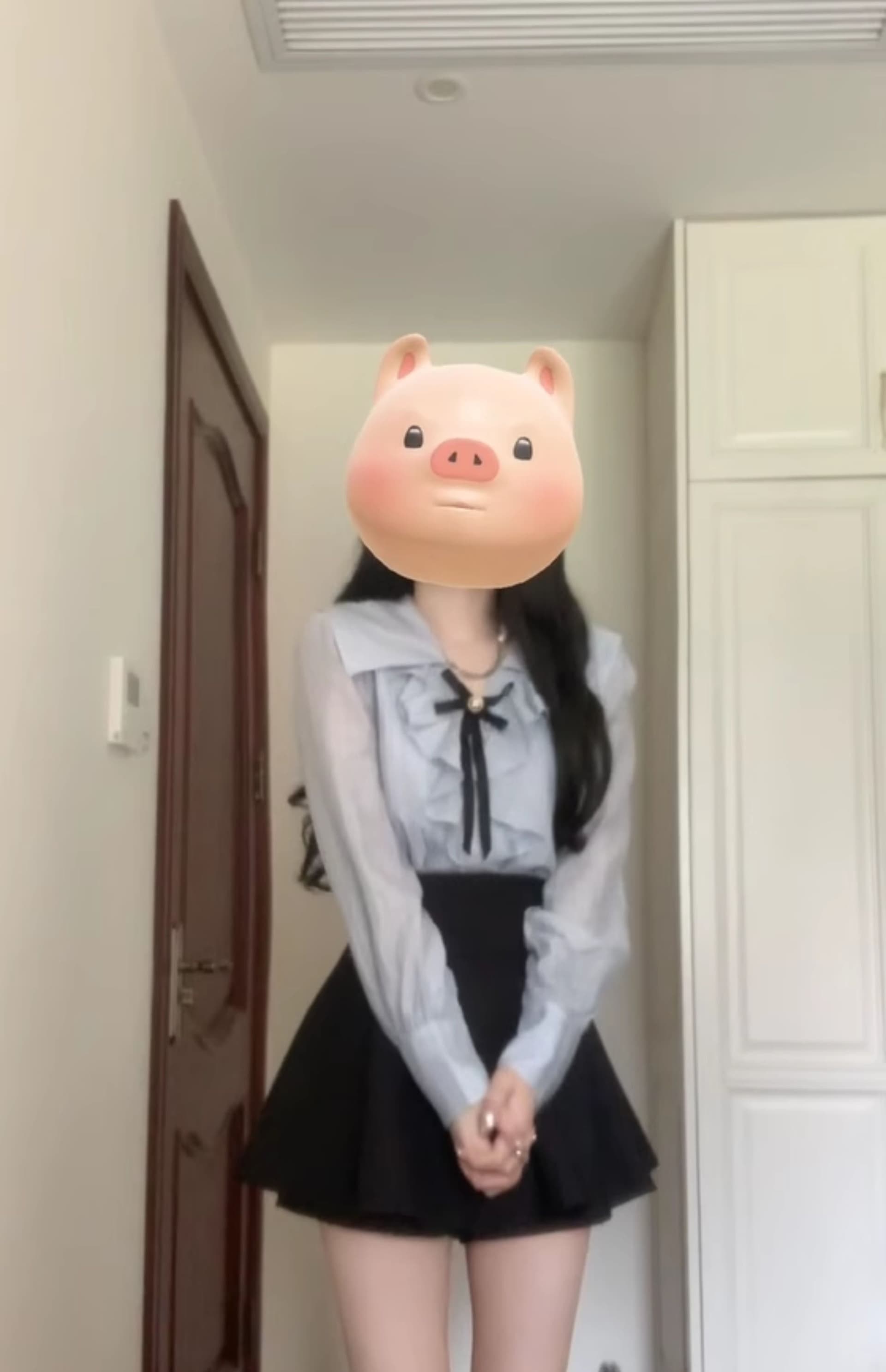 프랑스식 프릴 파란색 여성 셔츠 2026 가을 한 부서 디자인 센스 다용도 캐주얼 긴팔 나비 매듭 맨위 상세 이미지 4