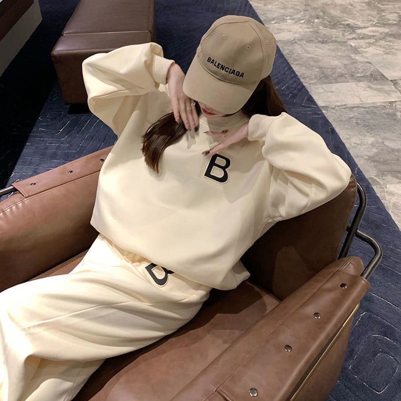 가을 겨울 패션 후드티 세트 여성 미니멀리즘 알파벳 후드티 운동 바지 캐주얼 운동 바람 투피스 세트 상세 이미지 1