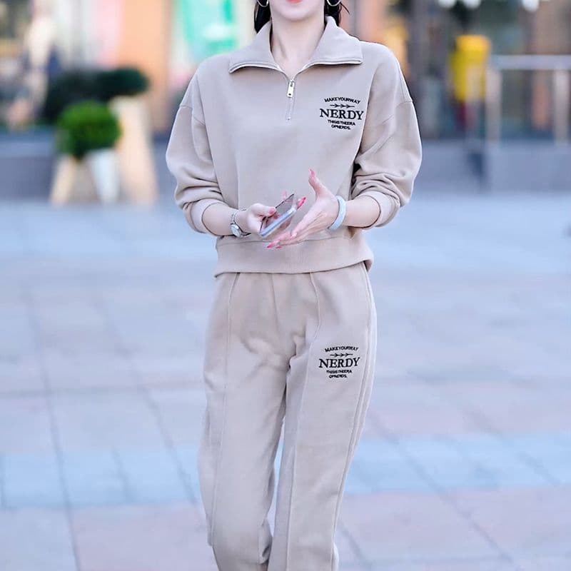 2026 이른 봄 가을 새로운 캐주얼 패션 루즈핏 운동복 투피스 슈트 여성 외국 가스 세련된 후드티 트렌디 이미지 2