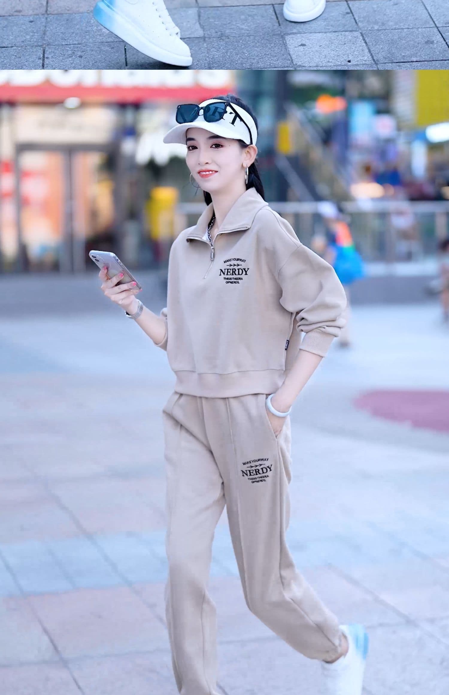 2026 이른 봄 가을 새로운 캐주얼 패션 루즈핏 운동복 투피스 슈트 여성 외국 가스 세련된 후드티 트렌디 상세 이미지 17