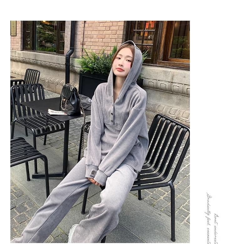 회색 캐주얼 스포츠 슈트 여성 가을 2026 새로운 한국 스타일 레트로 후드 풀오버 스웨트셔츠 와이드 레그 팬츠 투피스 세트 상세 이미지 8