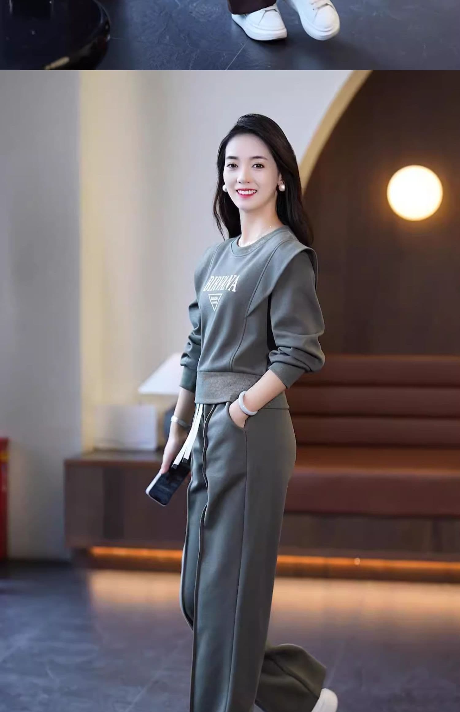 캐주얼 운동복 세트 여성 2026 봄 가을 새로운 작은 키 연령 감소 라운드 넥 후드티 와이드 레그 팬츠 전체 집합 트렌디 상세 이미지 19