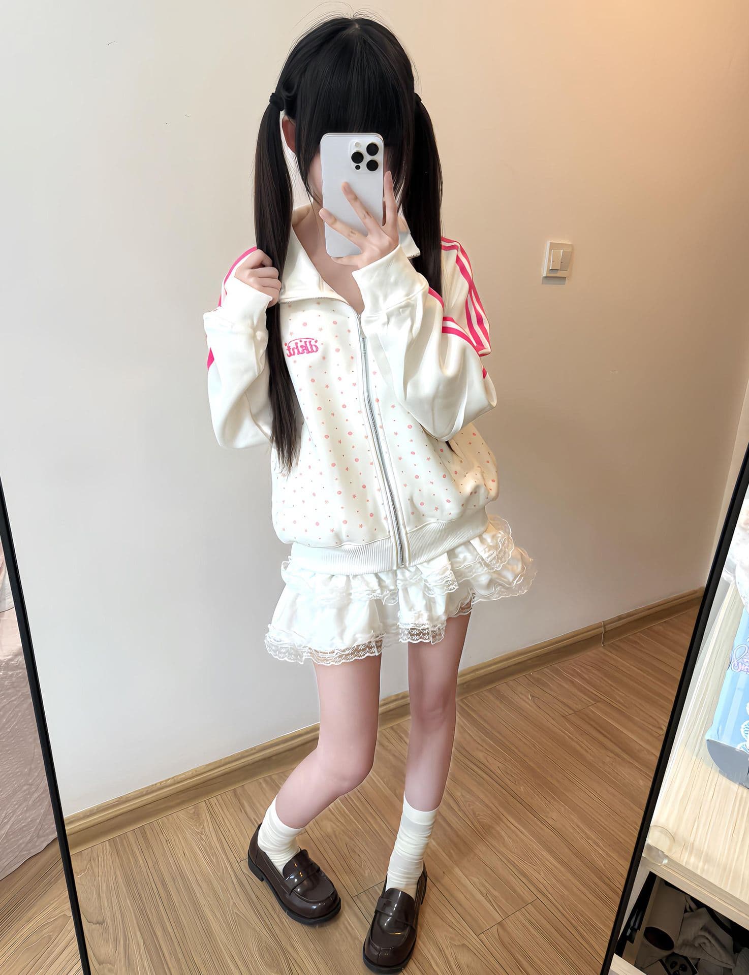 얇은 스타일 털이 있는 백금 지퍼 자수 클립 칼라 것 순수한 Mianhua 면 복합 후드티 여성 상세 이미지 9