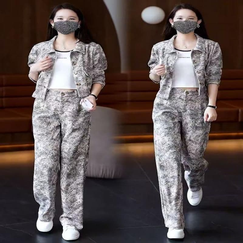 고급 센스 레트로 잉크 페인팅 세트 여성 2026 년 봄 가을 새로운 카디건 코트 와이드 레그 팬츠 슬림해 보이는 투피스 세트 이미지 2