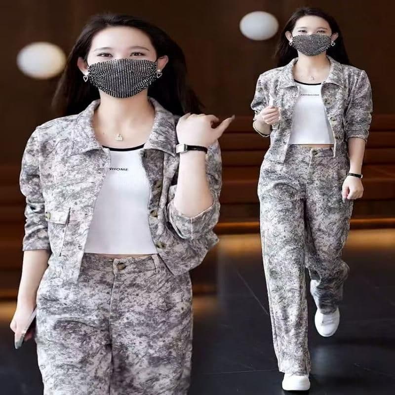 고급 센스 레트로 잉크 페인팅 세트 여성 2026 년 봄 가을 새로운 카디건 코트 와이드 레그 팬츠 슬림해 보이는 투피스 세트 이미지 3