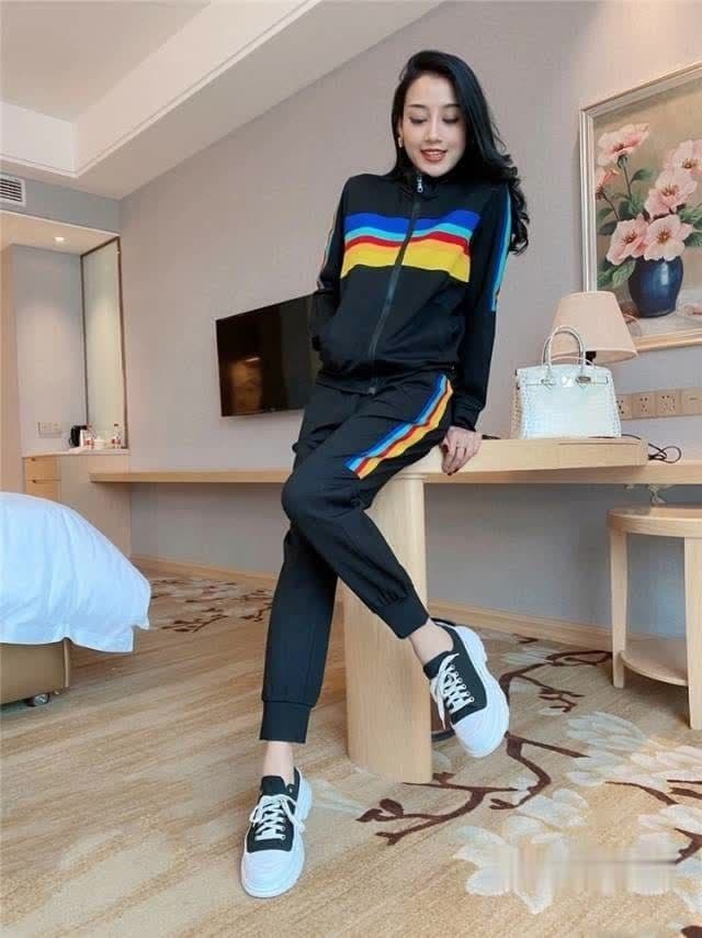 캐주얼 스포츠 슈트 여성 봄 가을 새로운 외국 가스 무지개 패션 러닝 투피스 세트 상세 이미지 9