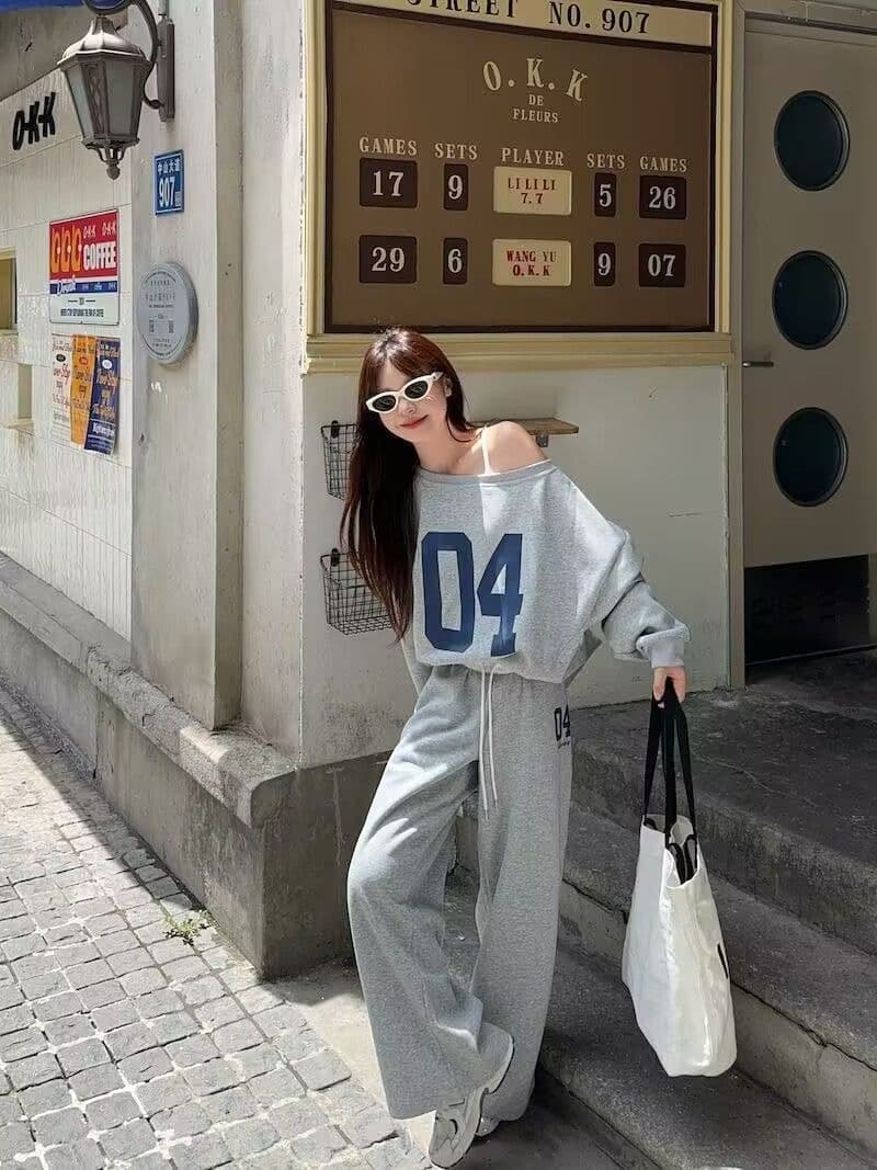 모방 면 사선 무늬 당겨 프레임 250그램 스포츠 슈트 여성 가을 오프숄더 긴팔 후드티 루즈핏 캐주얼 투피스 세트 상세 이미지 11
