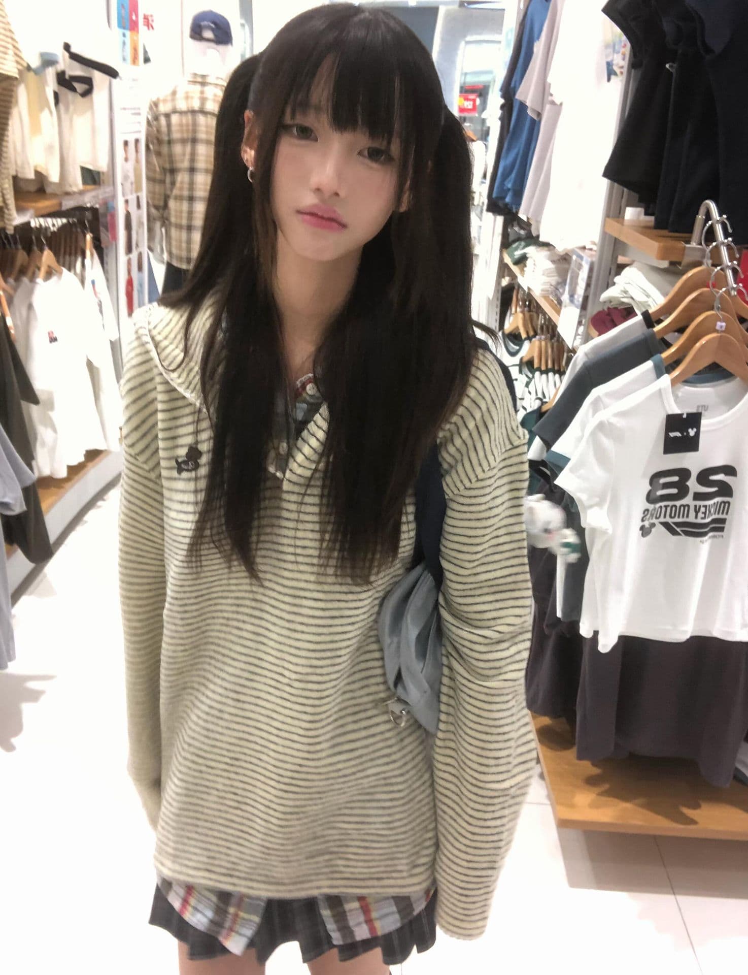 얇은 스타일 400g 자수 이후 패키지 칼라 원단 복합 후드티 여성 상세 이미지 4