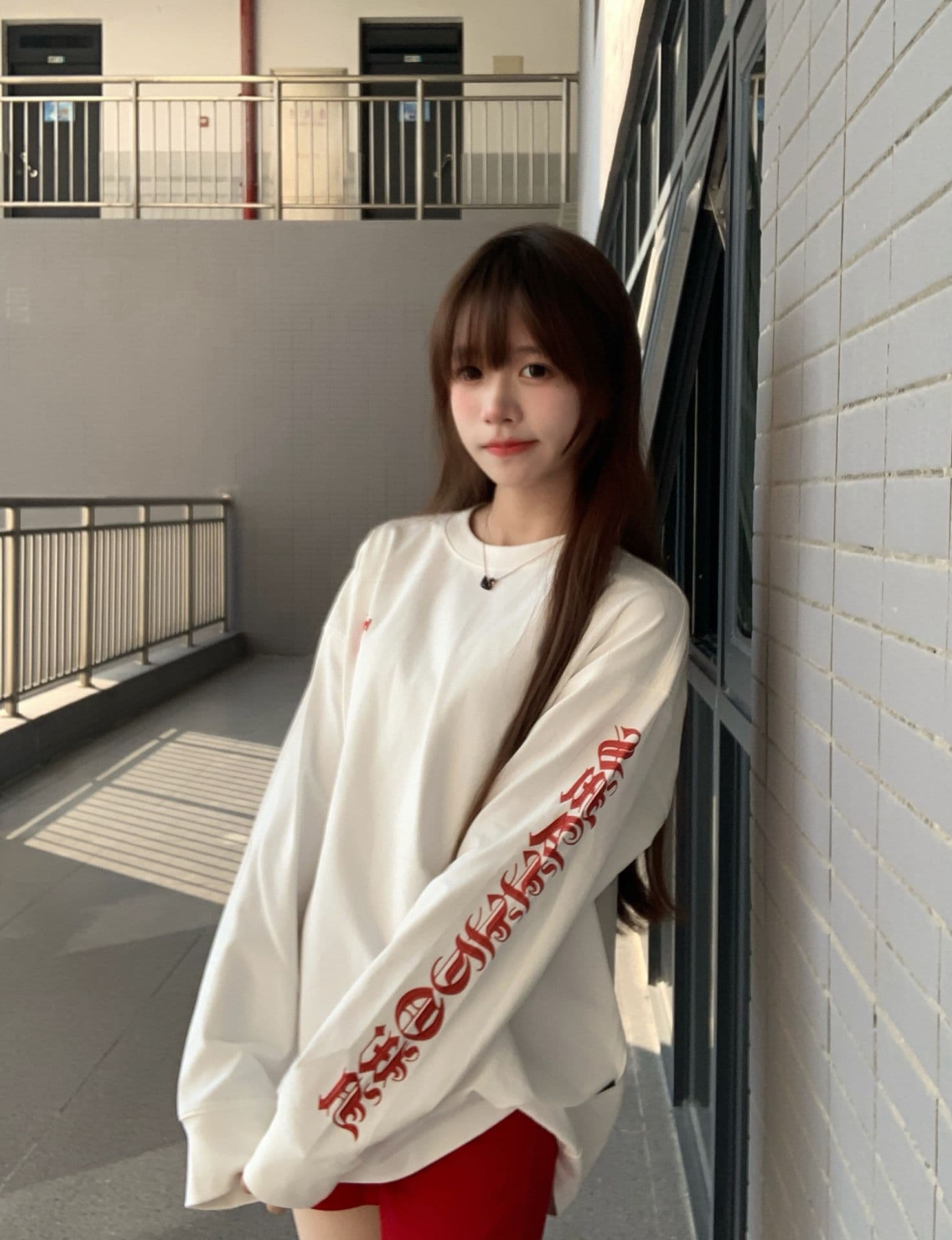 3 차원 접착제 자수 당겨서 펄프 프린트 이후 패키지 칼라 19 지점 220 그램 순면 긴팔 티셔츠 여성 상세 이미지 7