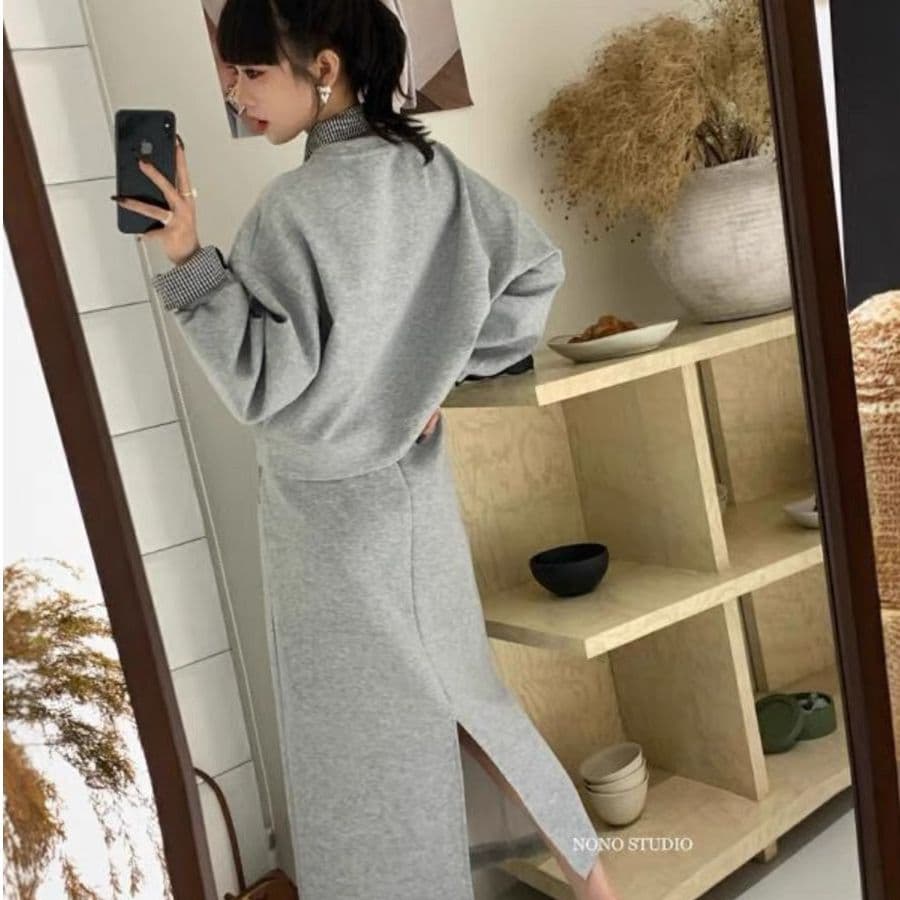 가을 한국 동대문 루즈핏 체크무늬 넥타이 쇼트 스타일 풀오버 스웨트셔츠 하이웨이스트 펌프 로프 반신 스커트 3종 세트 이미지 5
