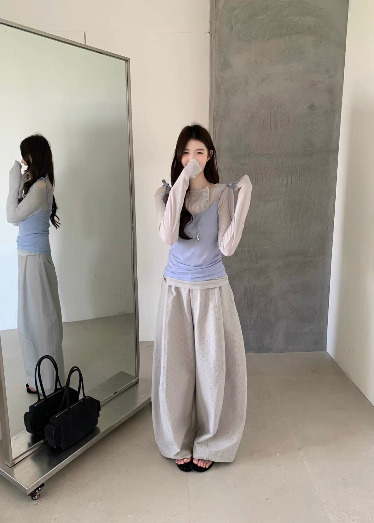 부드러운 슬림해 보이는 캐미솔 긴팔 티셔츠 투피스 세트 상세 이미지 6