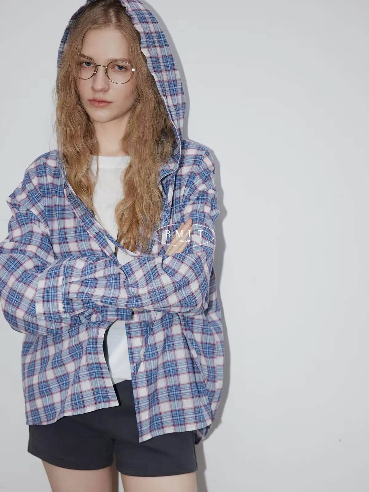 오래된 레인 심지어 그림자 문예 신선함 블루 분말 체크무늬 후드 셔츠 긴팔 햇빛 가리개 레트로 느슨함 여성 코트 이미지 2