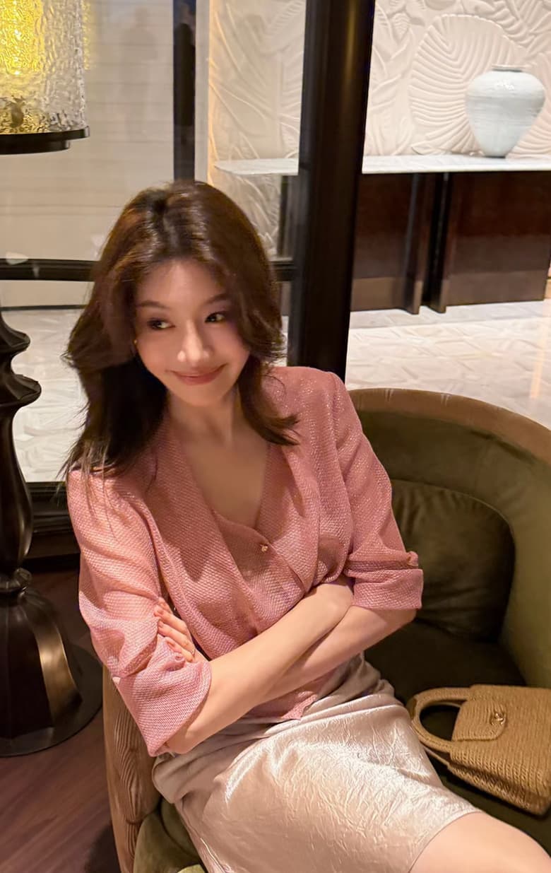 용 안녕하세요. 어린이 지혜 센스 지배 프랑스식 오래된 돈 좋은 플래시 망사 V넥 긴팔 자외선 차단 블라우스 맨위 상세 이미지 1