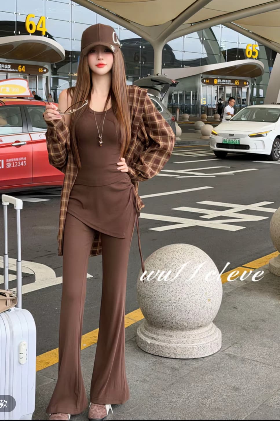wu11 가을 켜기 새로운 느긋한 바람 스트라이프 후드 셔츠 캐미솔 슬림해 보이는 긴 바지 3종 세트 상세 이미지 2