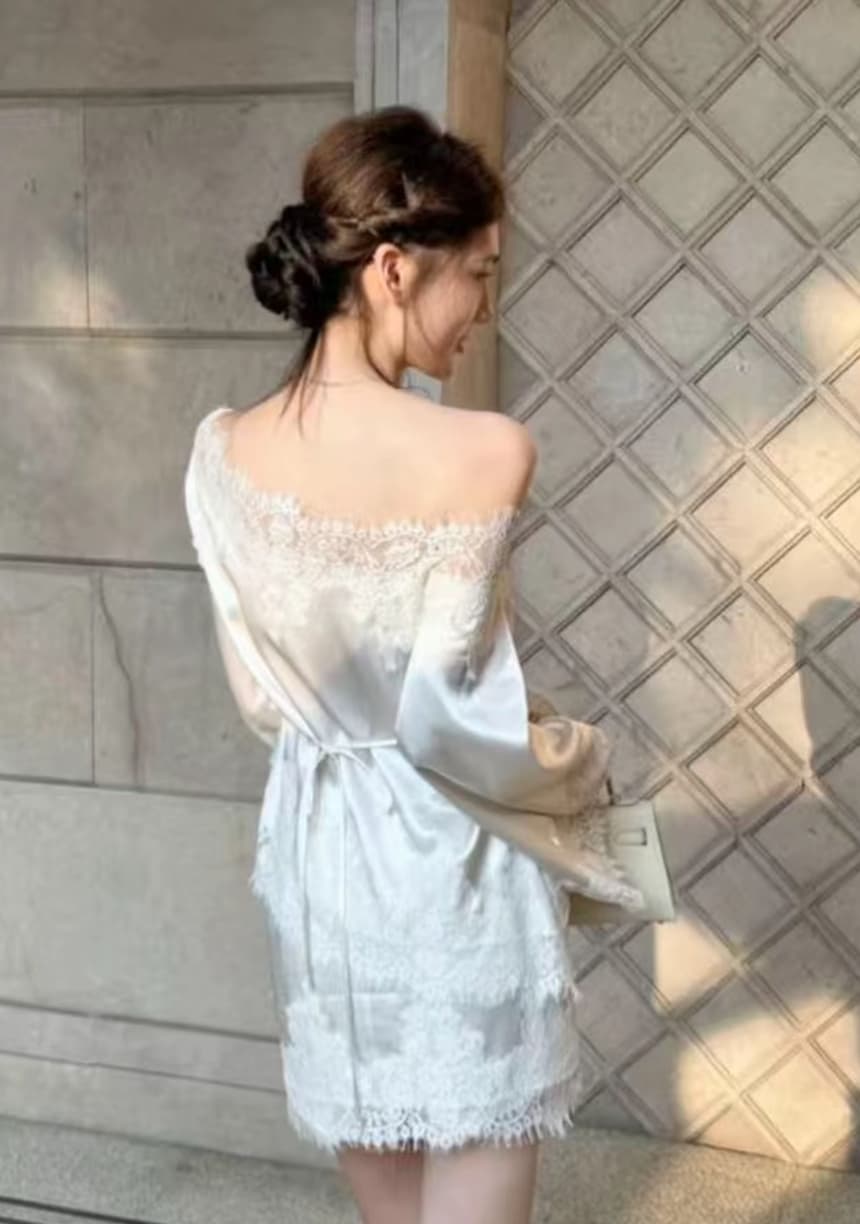 xiaoyi 부드러운 실 순수한 욕망 가을 패션 다용도 슬림해 보이는 패치워크 레이스 맨위 반 스커트 세트 상세 이미지 2