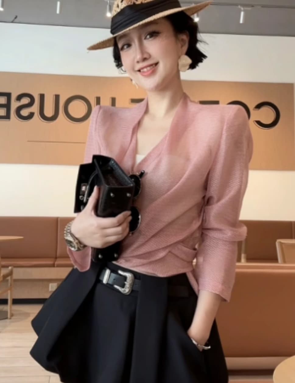 xiaobai 가을 프랑스식 좋은 플래시 V넥 슬림해 보이는 다용도 긴팔 블라우스 맨위 상세 이미지 2