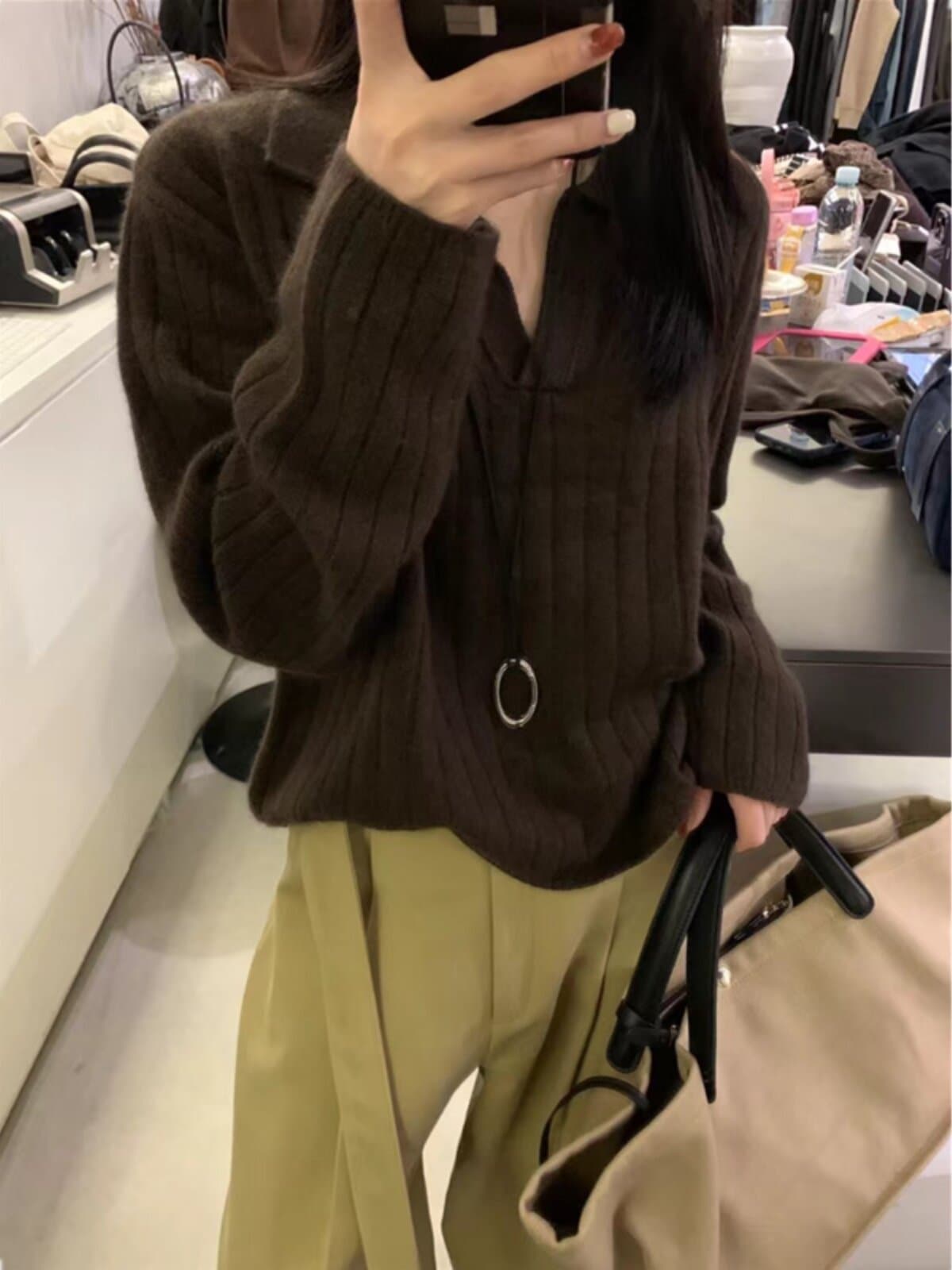 프랑스식 POLO 칼라 루즈핏 쇼트 스타일 양모 니트 스웨터 여성 가을 겨울 품격 두꺼운 폴로 칼라 스웨터 만나는 카디건 이미지 4