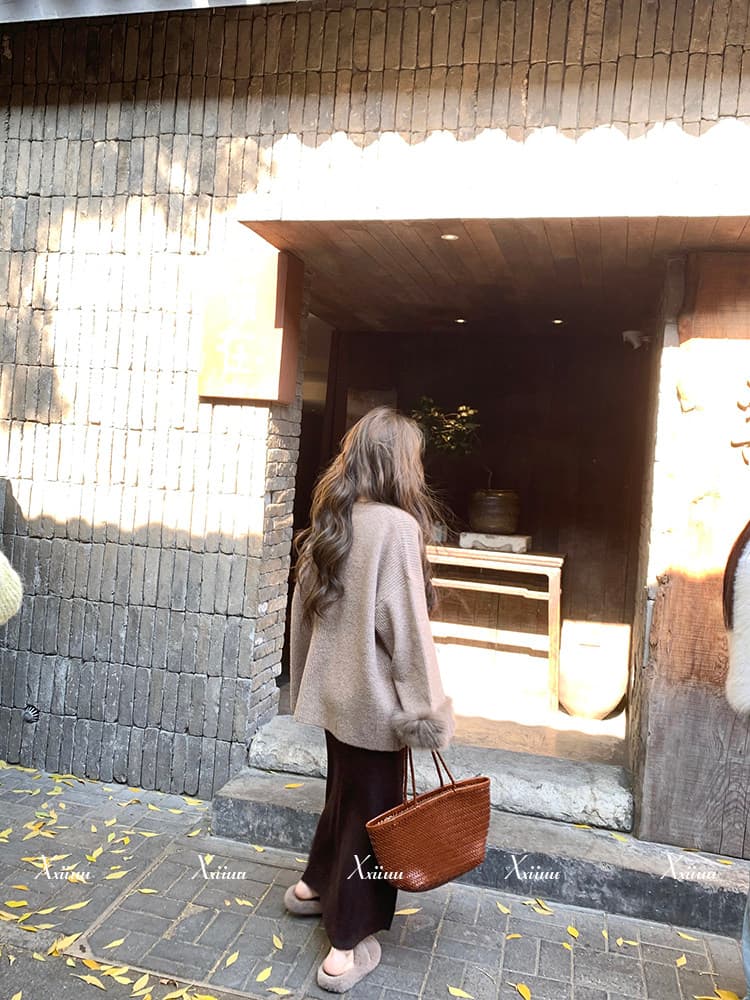 xxiiuu 가을 겨울 폭스 머리 소매 니트 오픈 가디건 여성 코트 스와로브스키 뒤로 심낭 코어 실 반신 스커트 세 조각 세트 상세 이미지 5