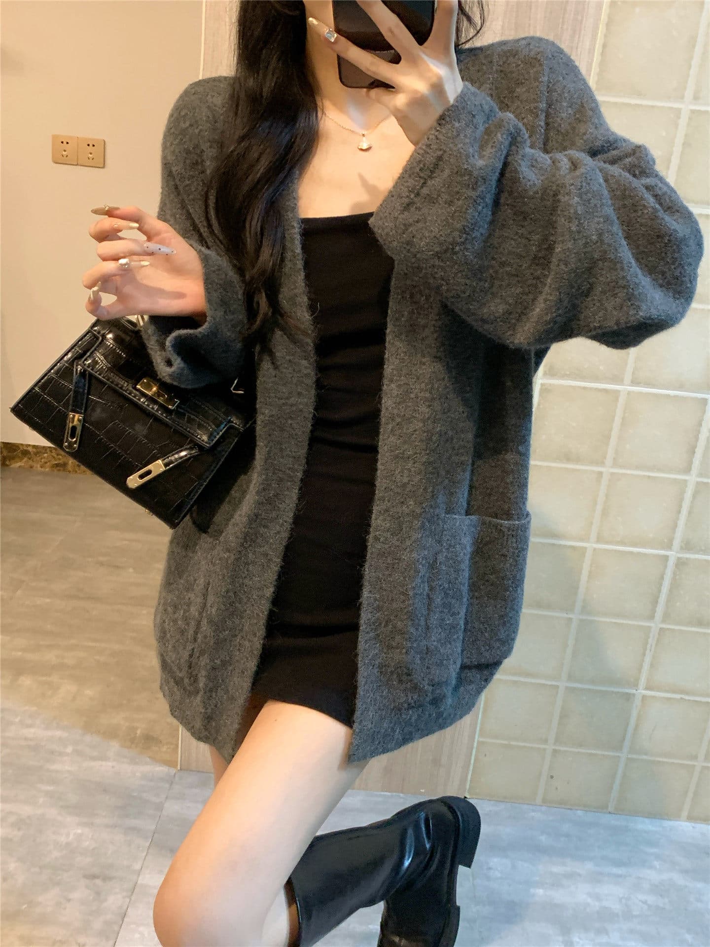 고급 센스 회색 스웨터 오픈 가디건 여성 루즈핏 느긋한 부드러운 찹쌀 중간 길이 벨트 목욕 가운 스타일 숄 니트 재킷 상세 이미지 21