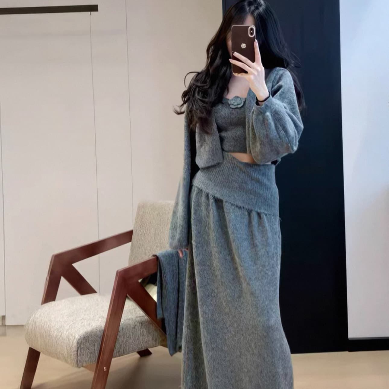 2026 가을 새로운 올해 인기 불규칙 튜브탑 조끼 카디건 코트 캐주얼 반신 스커트 3종 세트 이미지 6
