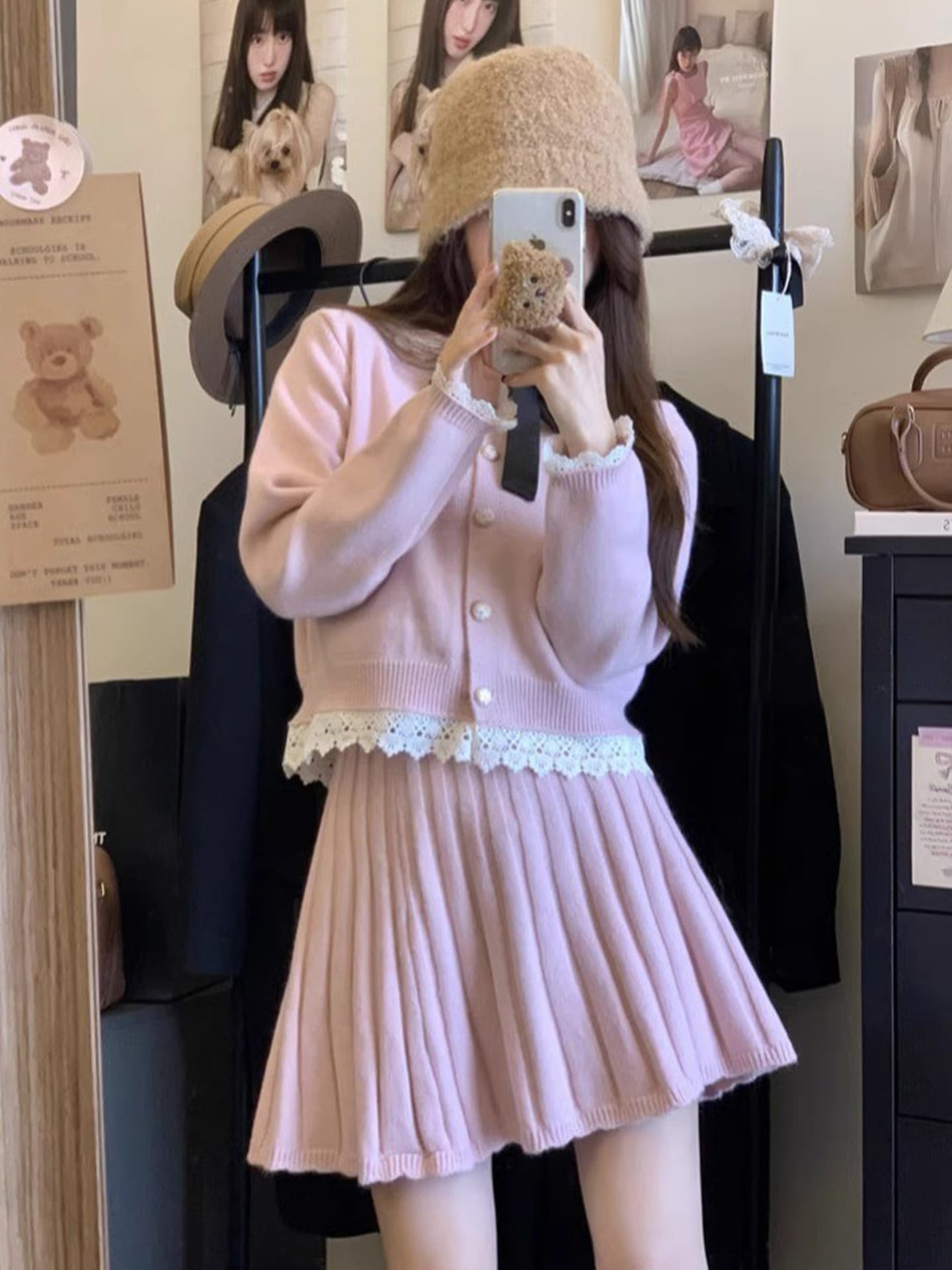 작은 키 향기로운 핑크색 레이스 니트 스웨터 여성 드레스 조기 가을 2026 새로운 한 부서 아름다운 세트 이미지 3