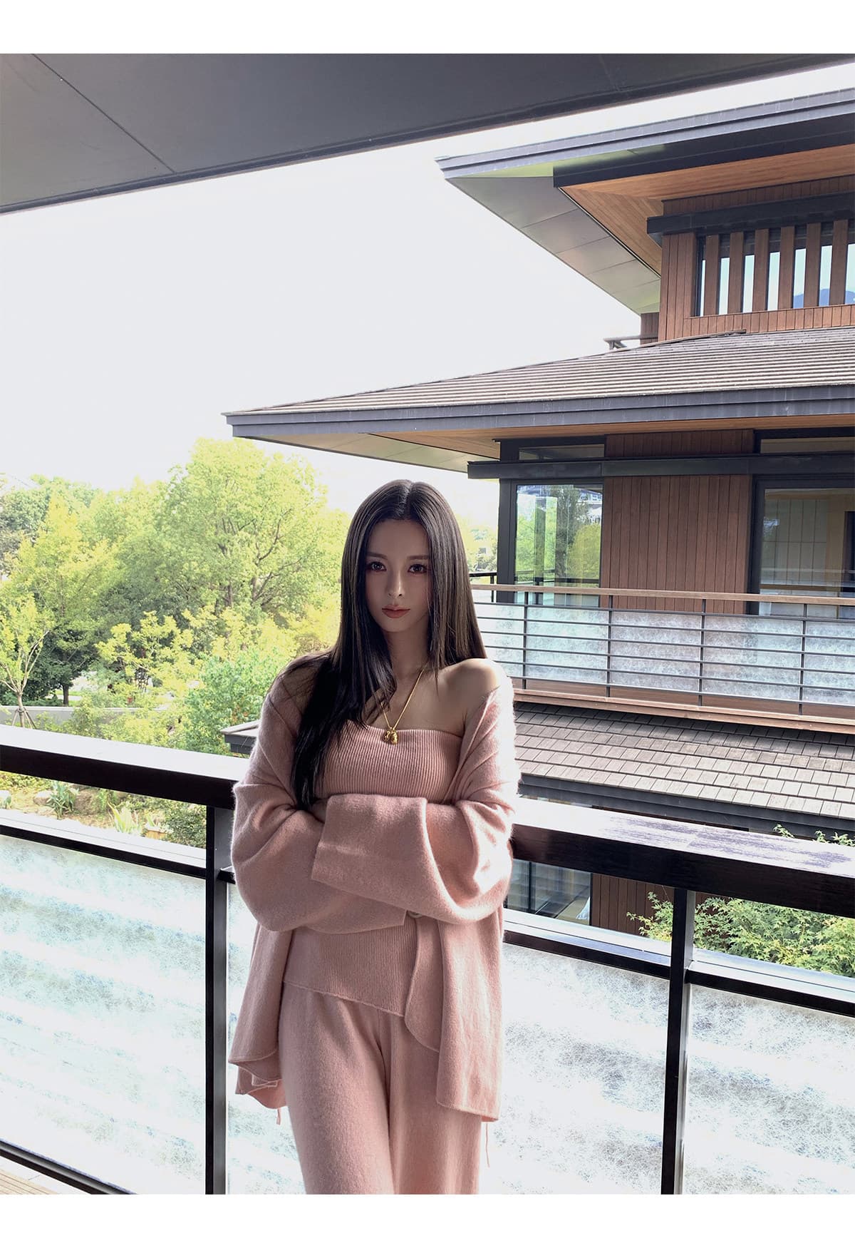 mini studio 린 수 켜기 동구 천 골드 디자이너 시리즈 섹션 튜브탑 긴 바지 오픈 가디건 3종 세트 상세 이미지 2
