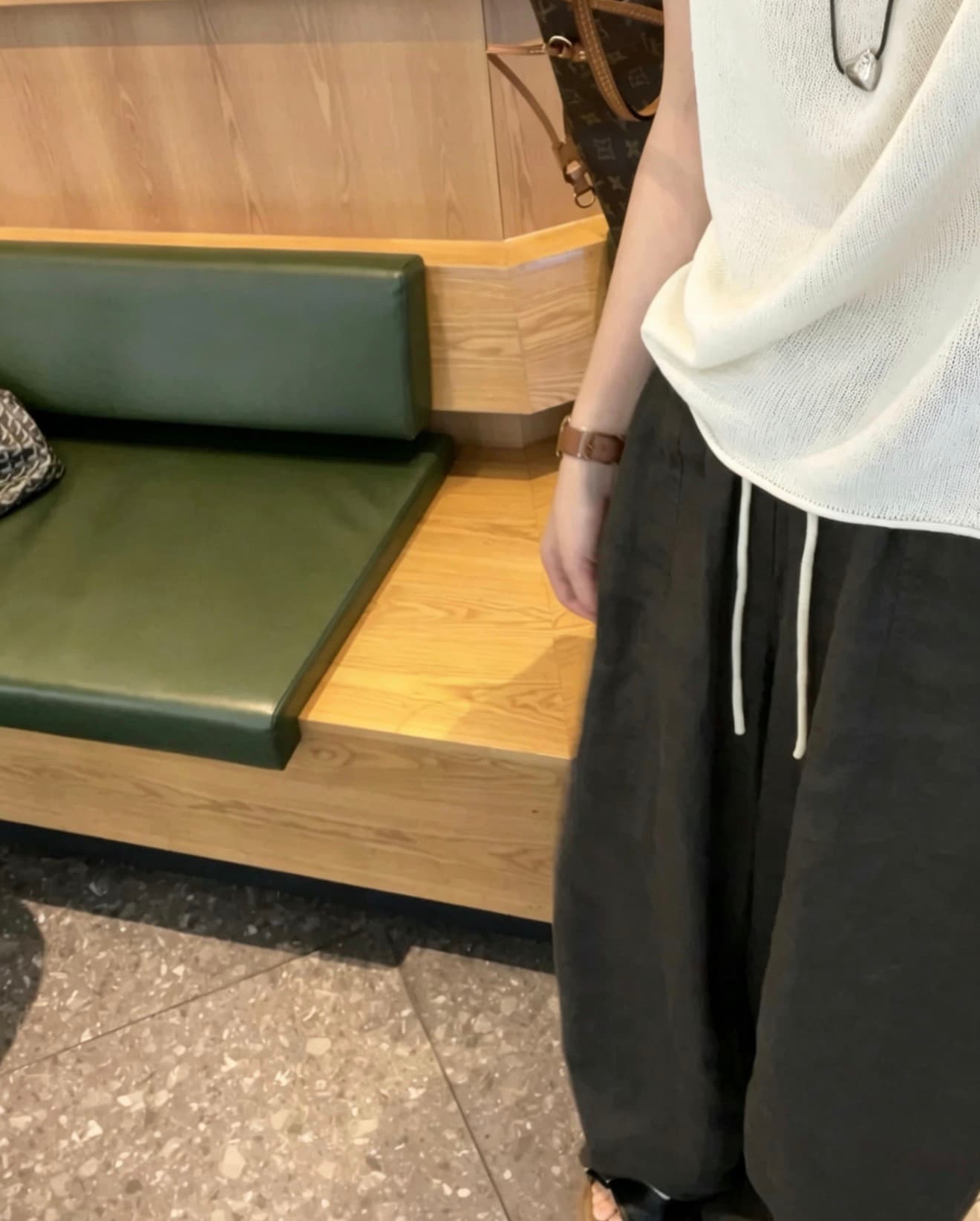 자연 아마 질감 모통이 칼 바지 한 부서 느긋한 바람 여름 출퇴근 이미지 3