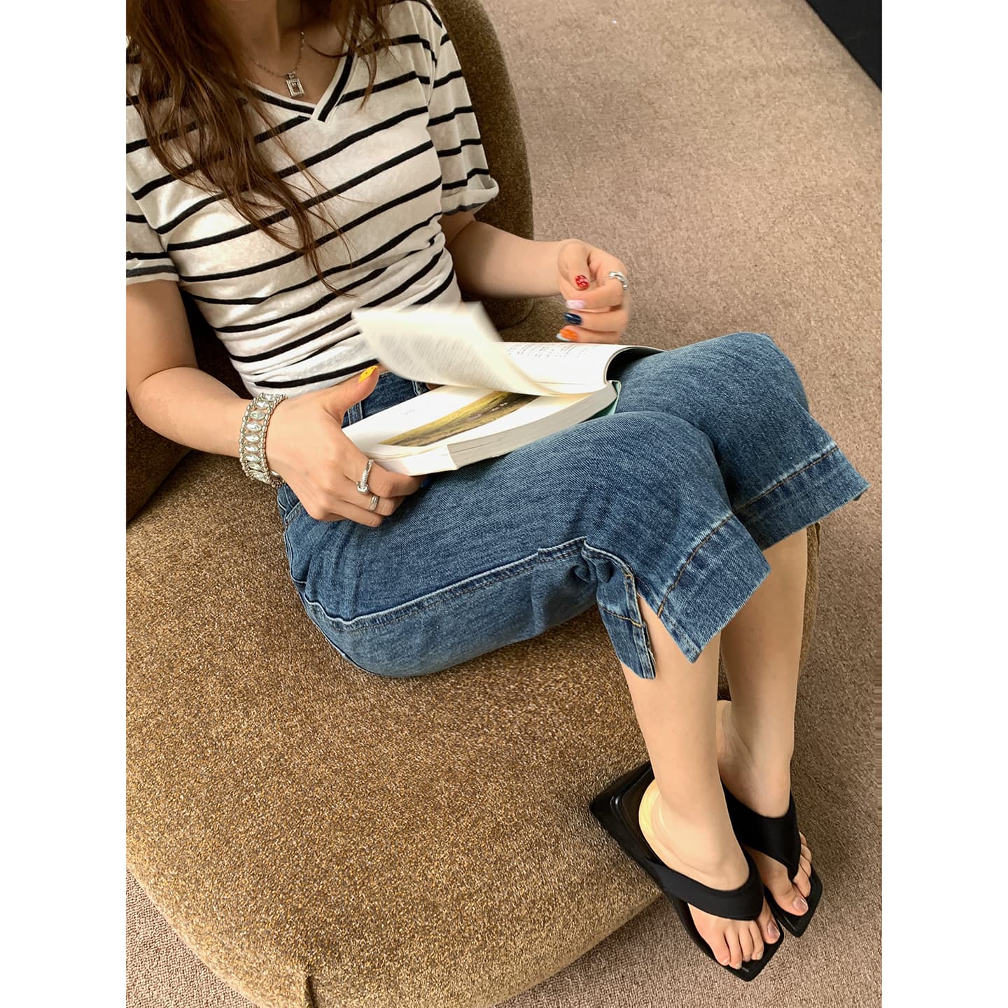 실사 아메리칸 레트로 하이웨이스트 몸매 가꾸기 슬림해 보이는 다용도 나팔 바지 여름 새로운 7부 바지 트임 청바지 여성 이미지 4
