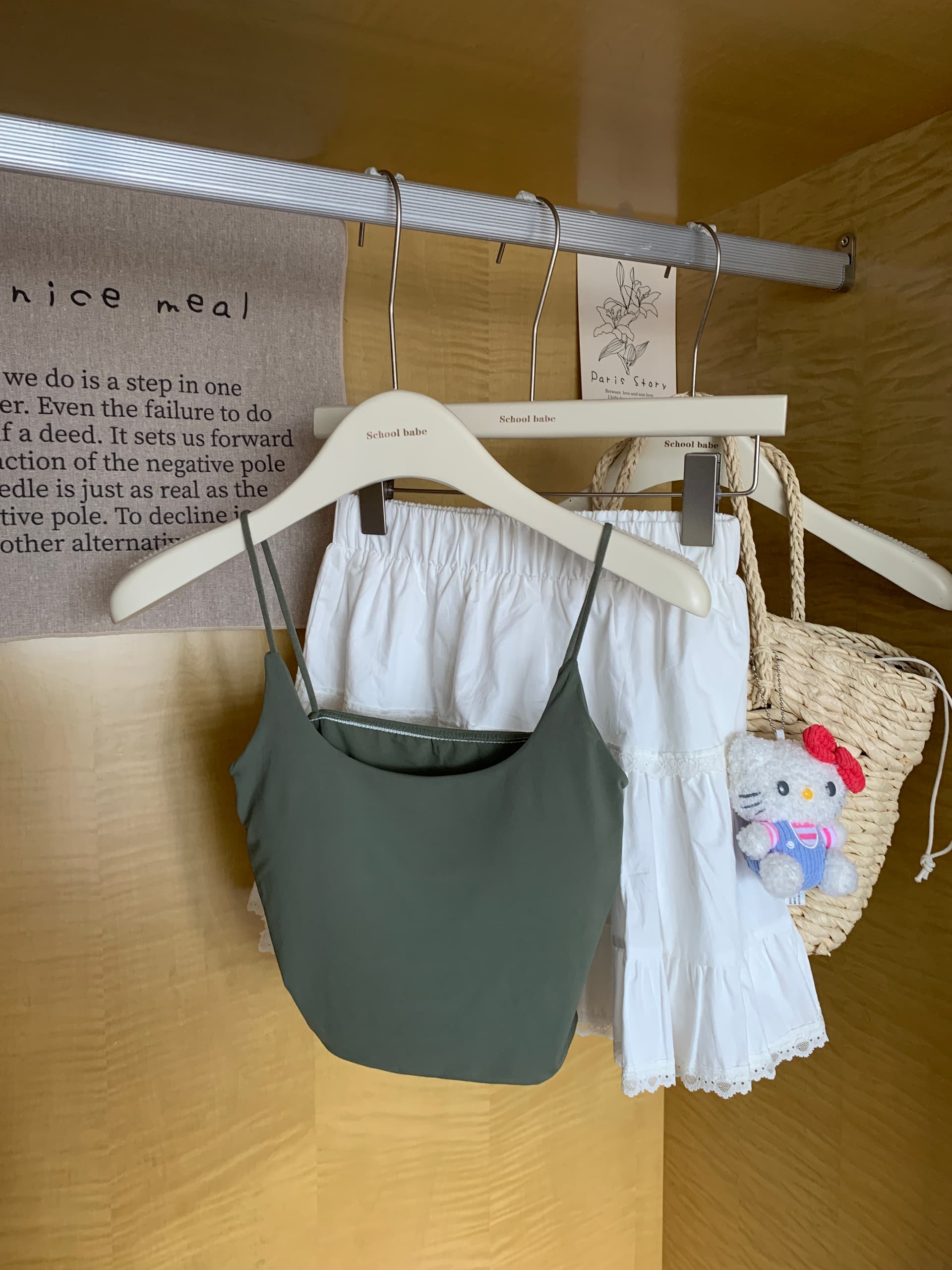 정가 실사 프랑스식 핫걸 쇼트 스타일 화이트 캐미솔 외출용 아름다움 뒤로 인사이드 가져 가라. 만나는 아름다움 뒤로 튜브탑 맨위 상세 이미지 19