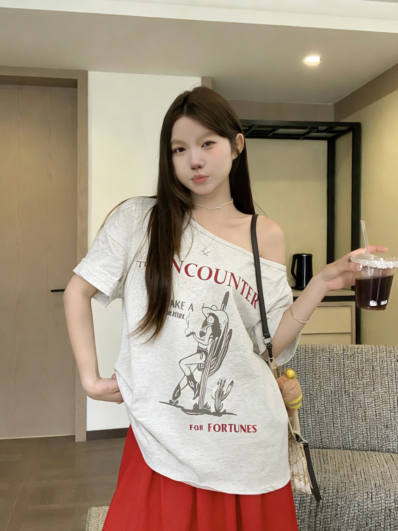 정가 실사 섹시함 오프숄더 티셔츠 여성용 짧은 소매 여름 레트로 프린트 루즈핏 느긋한 바람 작은 대중 루즈핏 맨위 상세 이미지 17