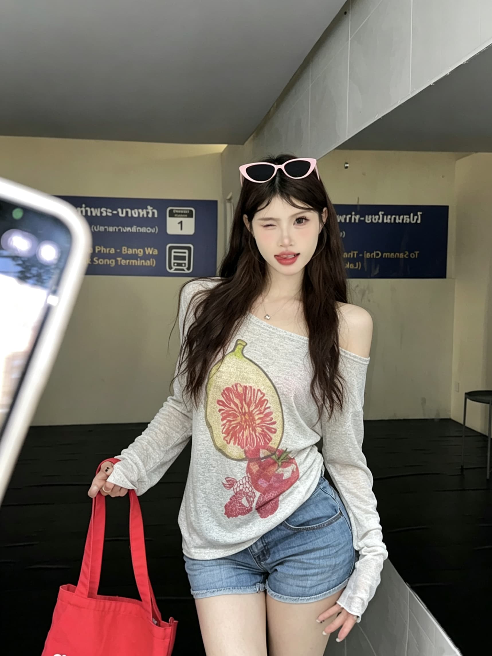 정가 실사 제인 가을 시간 언어 질감 Fig 프린트 니트 스웨터 여성 비스듬한 어깨 루즈핏 맨위 상세 이미지 2