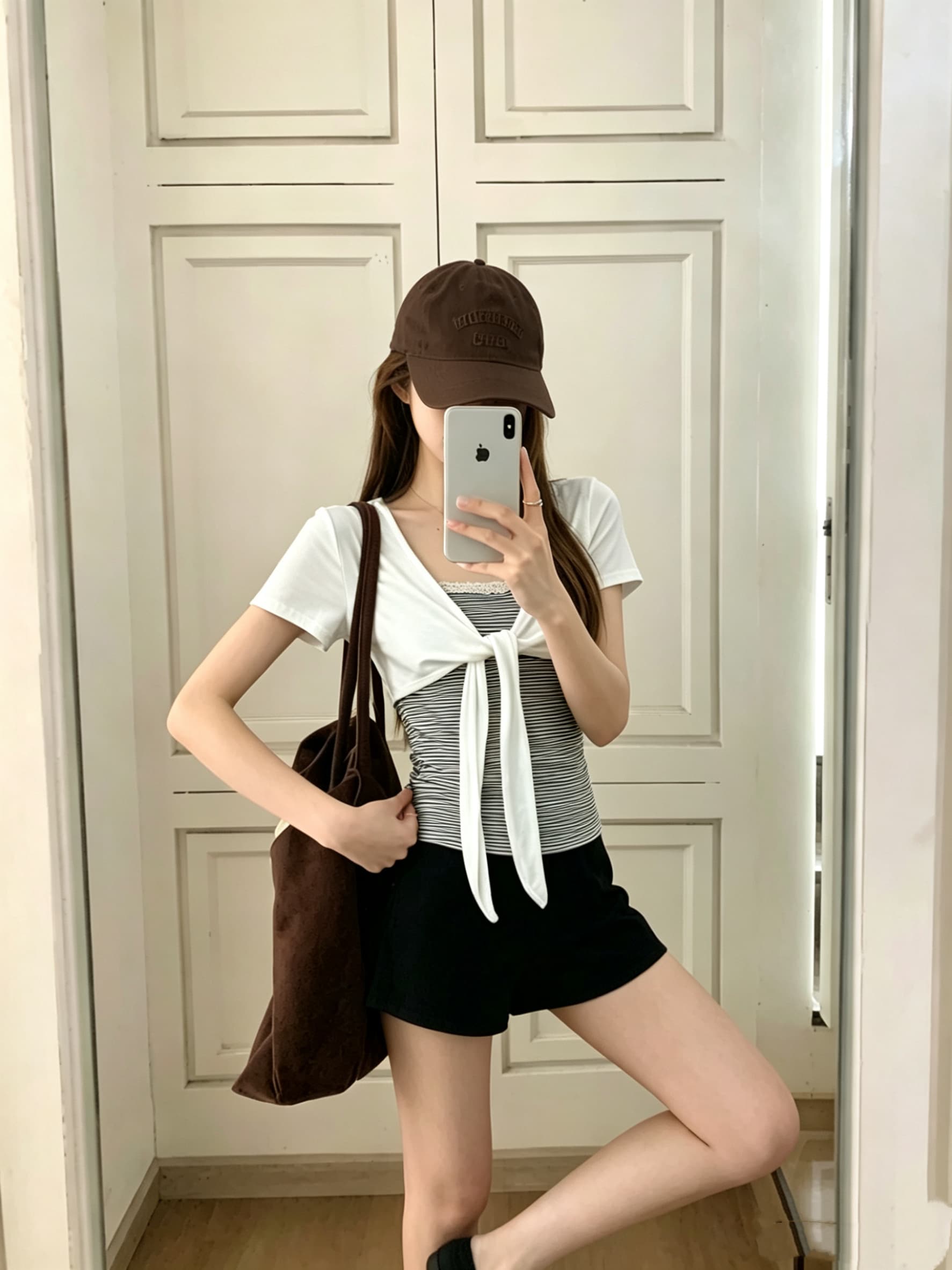 정가 실사 스트라이프 페이크 레이어드 반팔 티셔츠 여성 여름 한 부서 디자인 센스 V넥 스트랩 나비 매듭 맨위 상세 이미지 1
