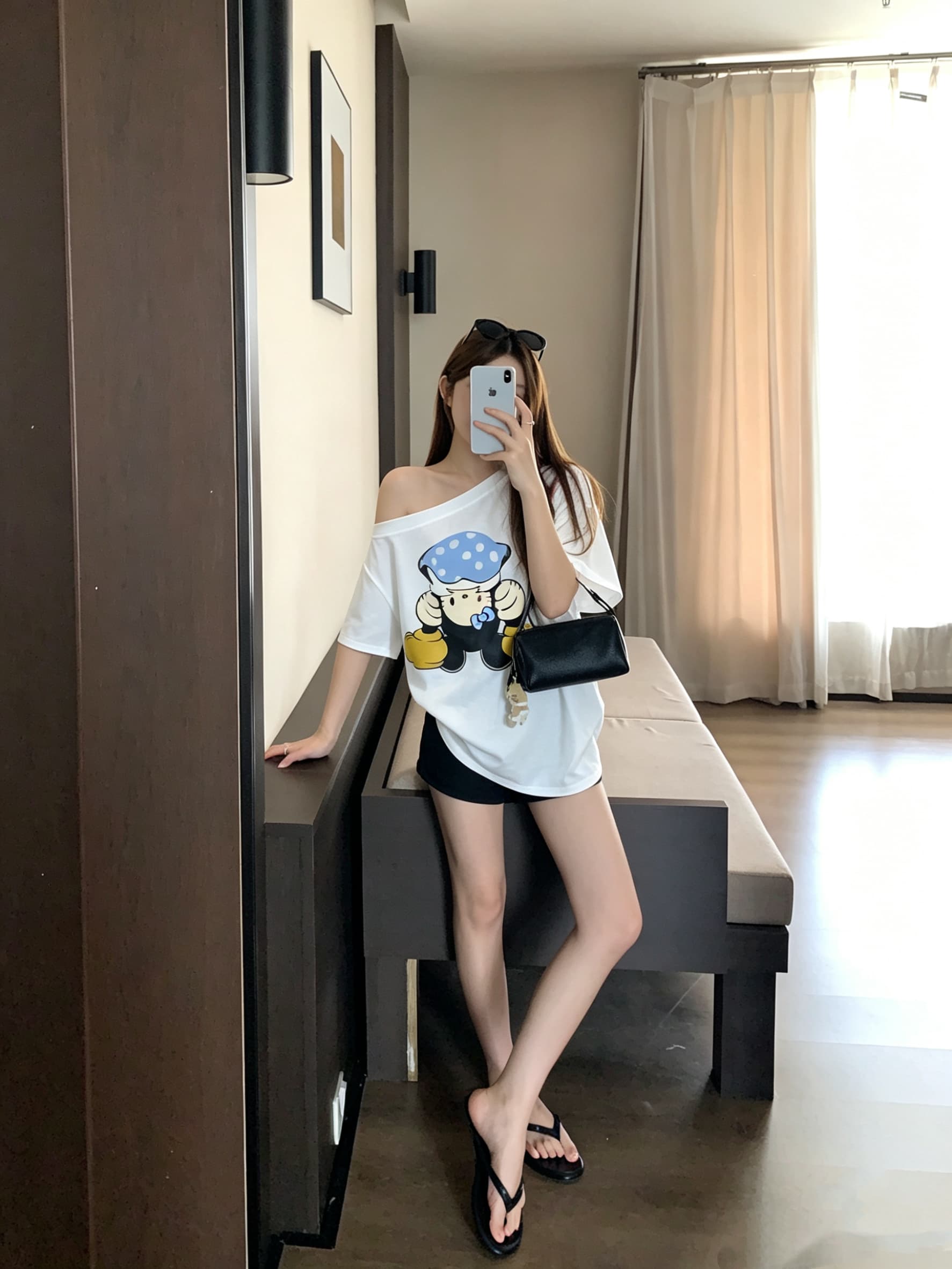 정가 실사 플립 고양이 소스 만화 프린트 비스듬한 어깨 반팔 티셔츠 여성 루즈핏 대 에디션 디자인 센스 오프숄더 맨위 상세 이미지 13