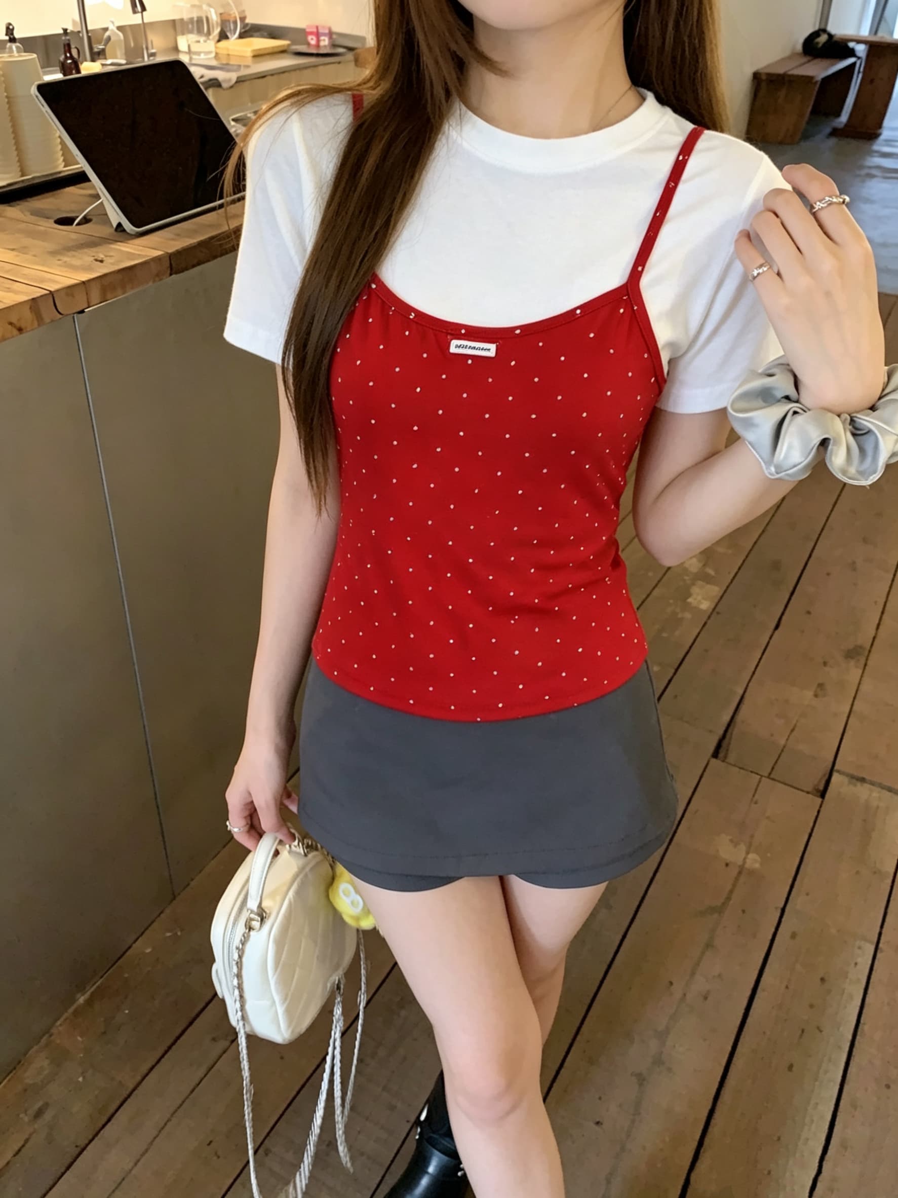 정가 실사 빨간색 페이크 레이어드 라운드 넥 긍정적 인 어깨 반팔 티셔츠 여름 한 부서 몸매 가꾸기 슬림해 보이는 디자인 센스 맨위 상세 이미지 13