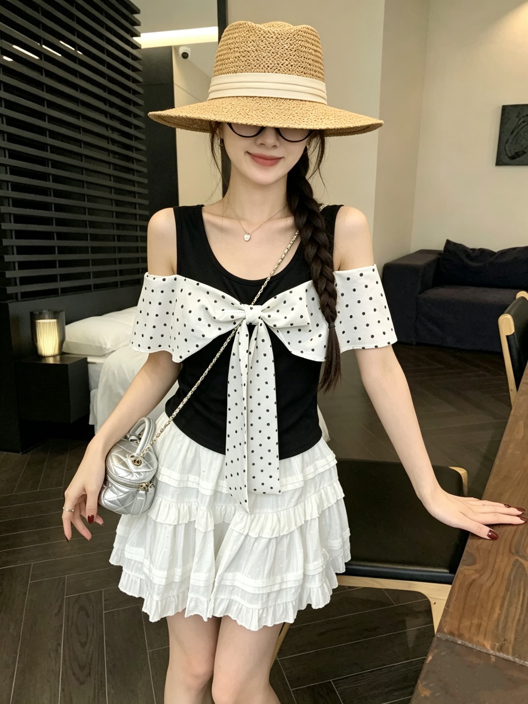 정가 실사 검정색 도트 무늬 페이크 레이어드 반팔 티셔츠 여름 한 부서 몸매 가꾸기 나비 매듭 디자인 오프숄더 맨위 상세 이미지 4