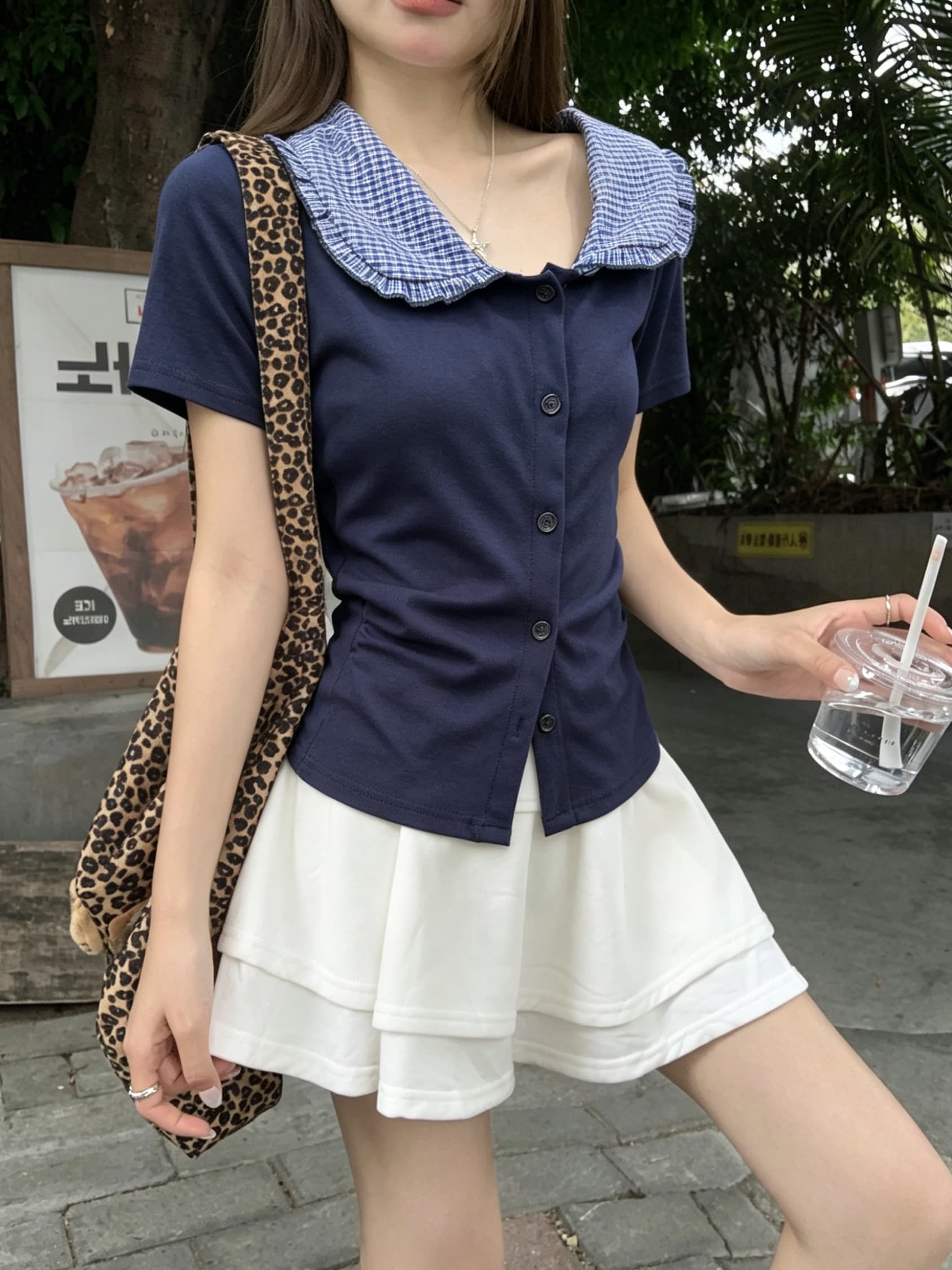정가 실사 페이크 레이어드 블루 색상 POLO 칼라 쇼트 스타일 오픈 가디건 맨위 여성 여름 디자인 센스 긍정적 인 어깨 반팔 티셔츠 상세 이미지 5