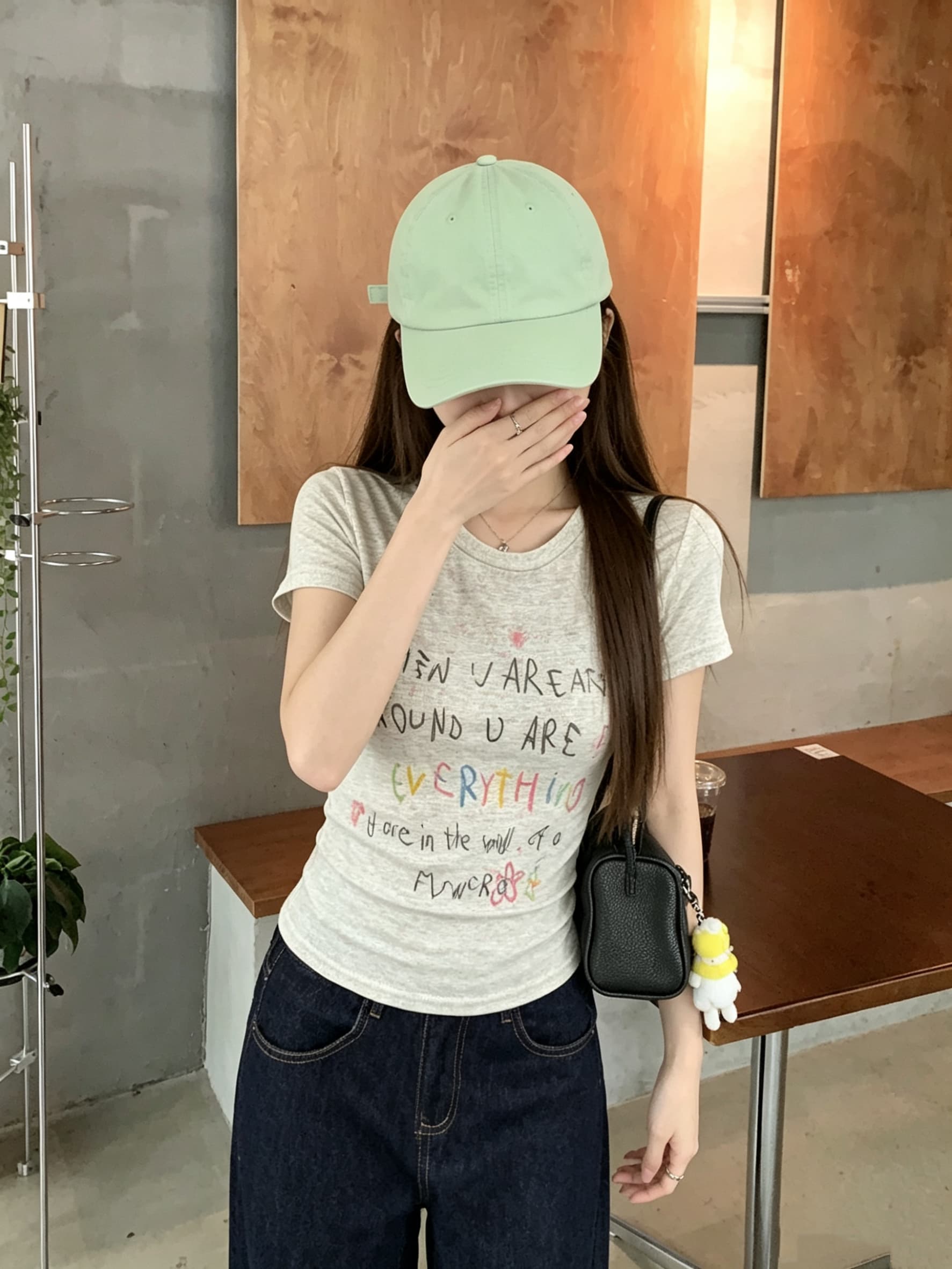 정가 실사 꽃 실 색상 프린트 반팔 티셔츠 마이크로 ~을 통해 의류 색상 알파벳 프린트 디자인 센스 쇼트 스타일 상세 이미지 8