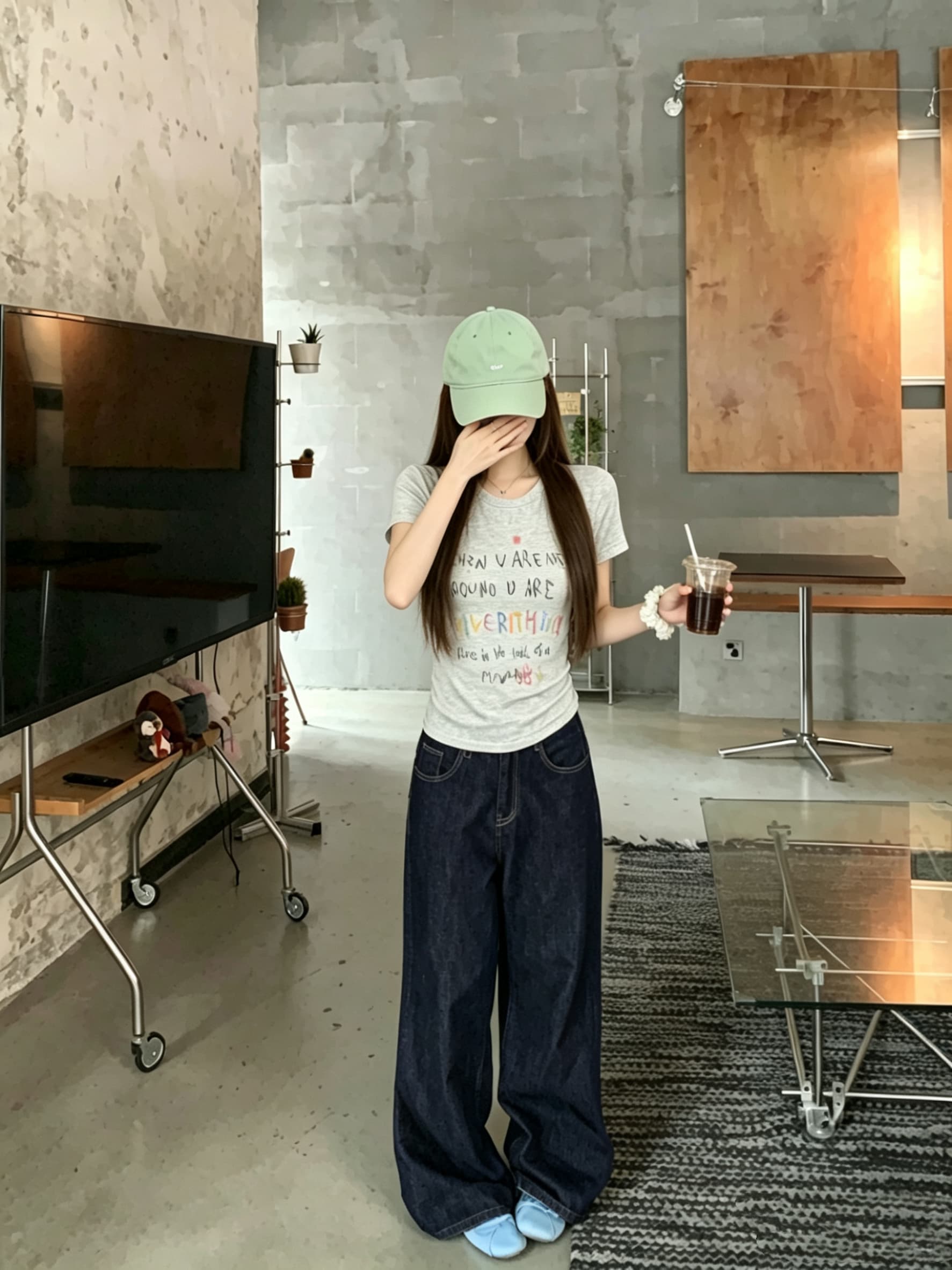 정가 실사 꽃 실 색상 프린트 반팔 티셔츠 마이크로 ~을 통해 의류 색상 알파벳 프린트 디자인 센스 쇼트 스타일 상세 이미지 10