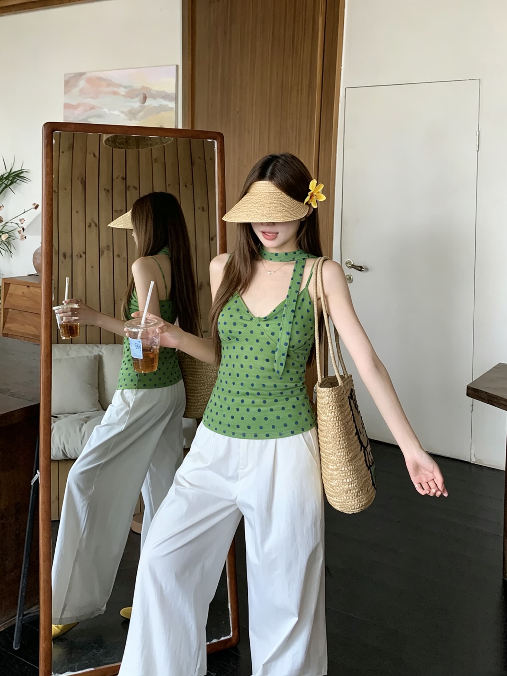 정가 실사 달콤한 핫걸 바람 도트 무늬 리본 V넥 조끼 여성 의류 여름 Chic 몸매 가꾸기 슬림해 보이는 민소매 슬립