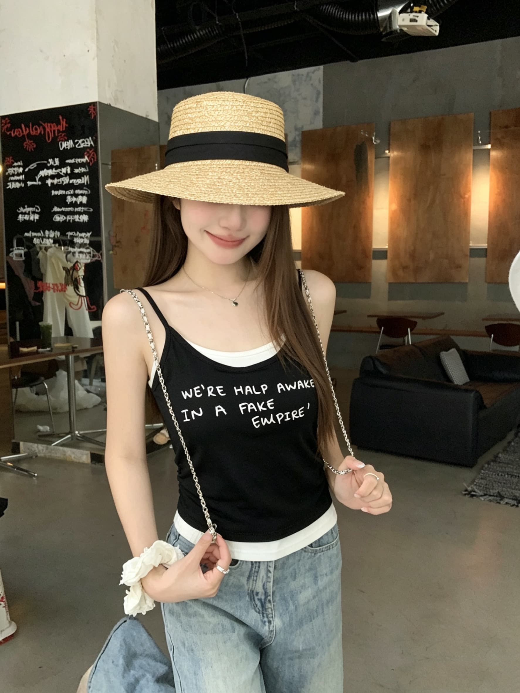 정가 실사 한 부서 배색 페이크 레이어드 캐미솔 알파벳 프린트 몸매 가꾸기 슬림해 보이는 벨트 가슴 패드 의류 상세 이미지 3