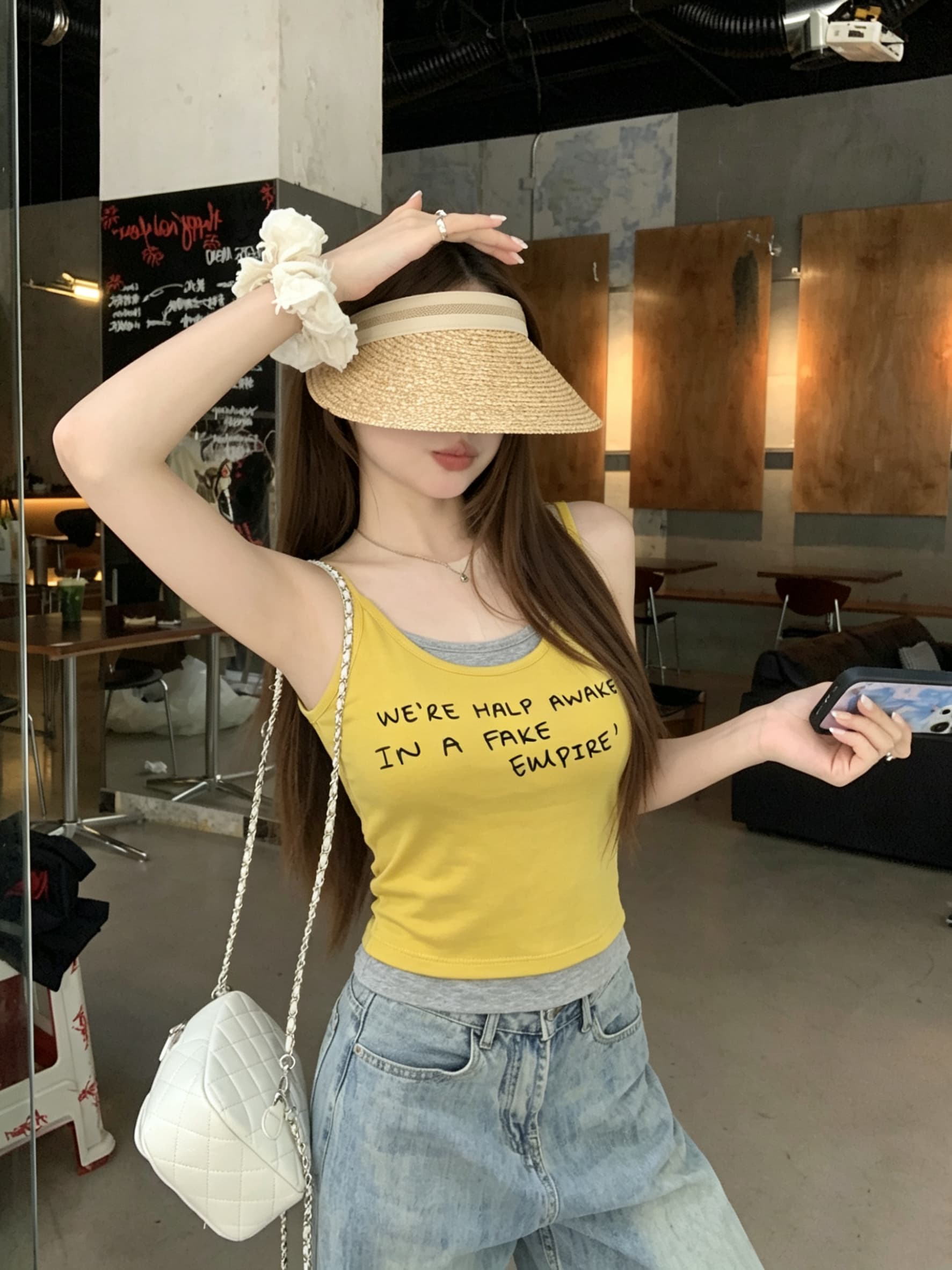 정가 실사 한 부서 배색 페이크 레이어드 캐미솔 알파벳 프린트 몸매 가꾸기 슬림해 보이는 벨트 가슴 패드 의류 상세 이미지 4