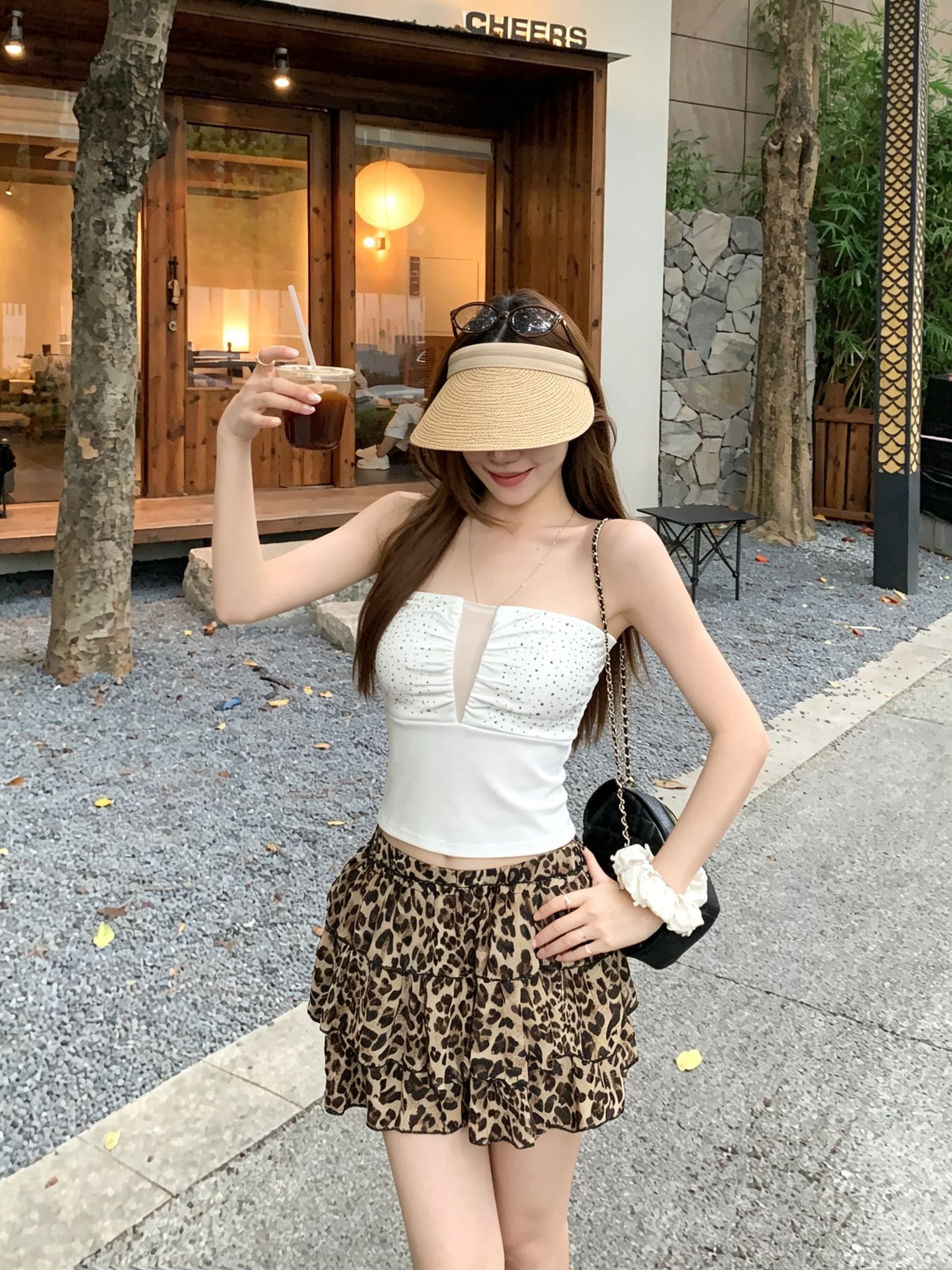 정가 실사 핫걸 바람 디자인 센스 핫픽스 몸매 가꾸기 튜브탑 조끼 여성 의류 패션 다용도 쇼트 스타일 맨위