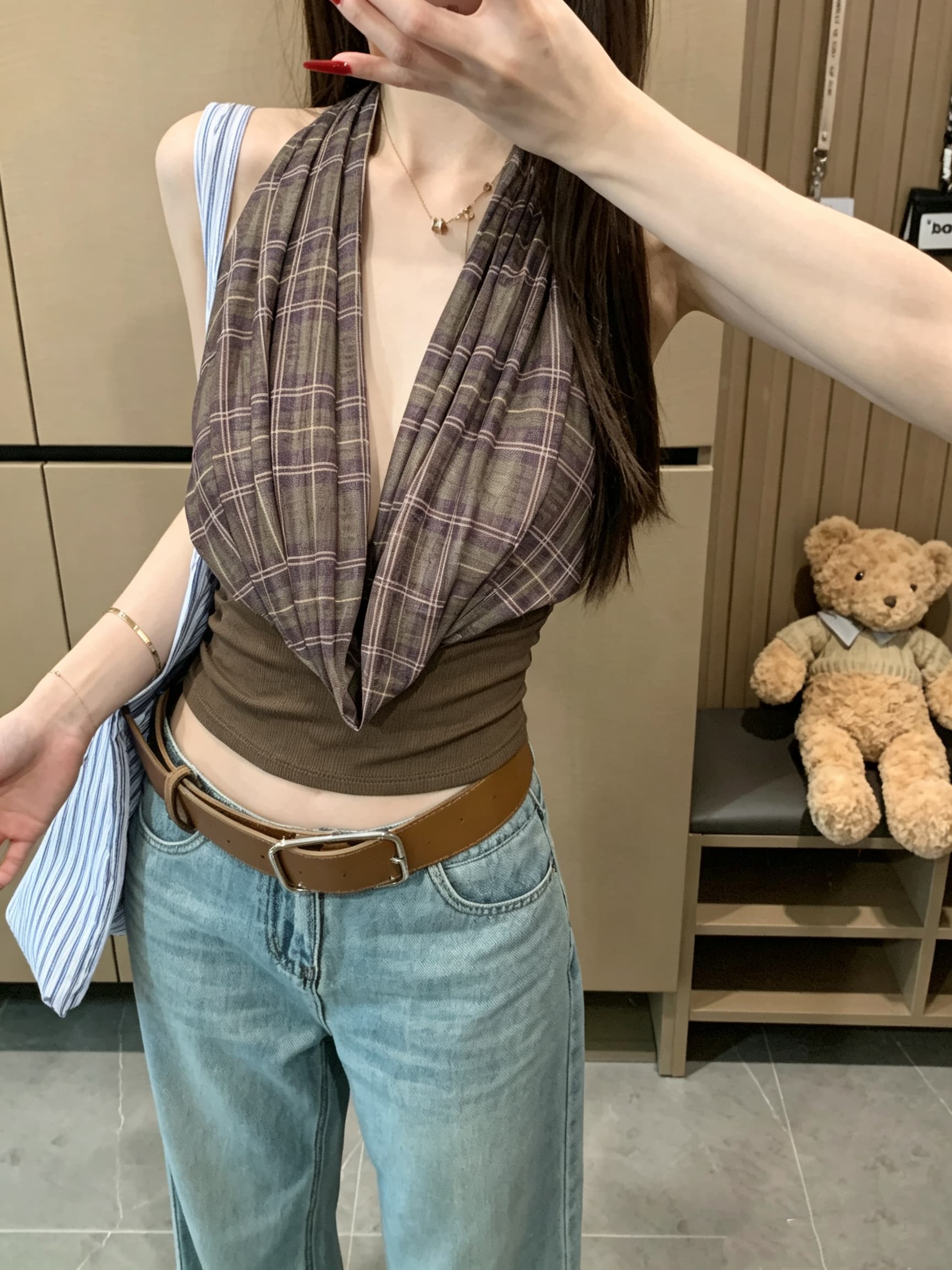 정가 실사 체크무늬 배색 행침 목 캐미솔 여성 의류 흔들다 칼라 오프숄더 몸매 가꾸기 핫걸 품격 맨위 상세 이미지 9