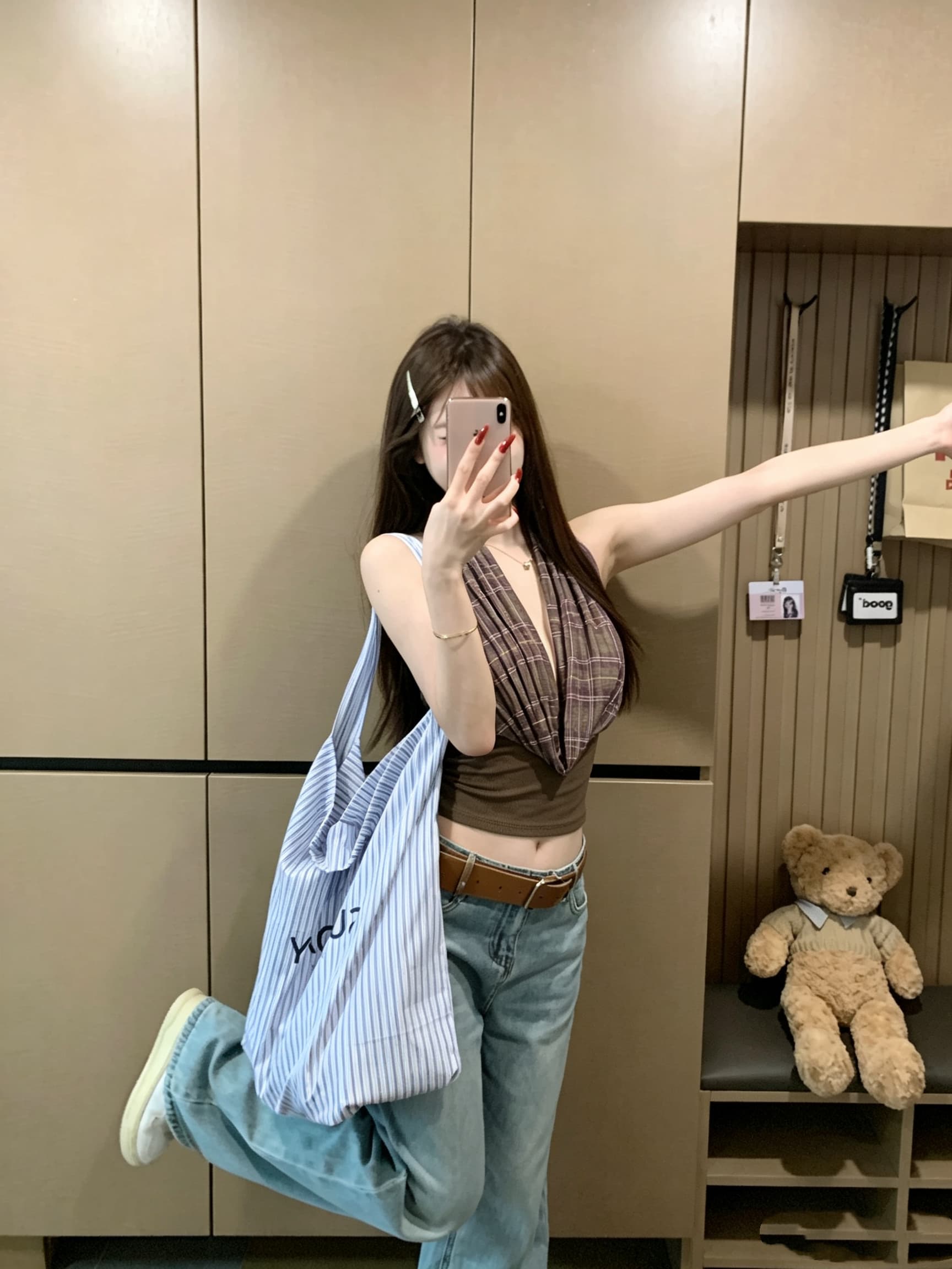 정가 실사 체크무늬 배색 행침 목 캐미솔 여성 의류 흔들다 칼라 오프숄더 몸매 가꾸기 핫걸 품격 맨위 상세 이미지 11