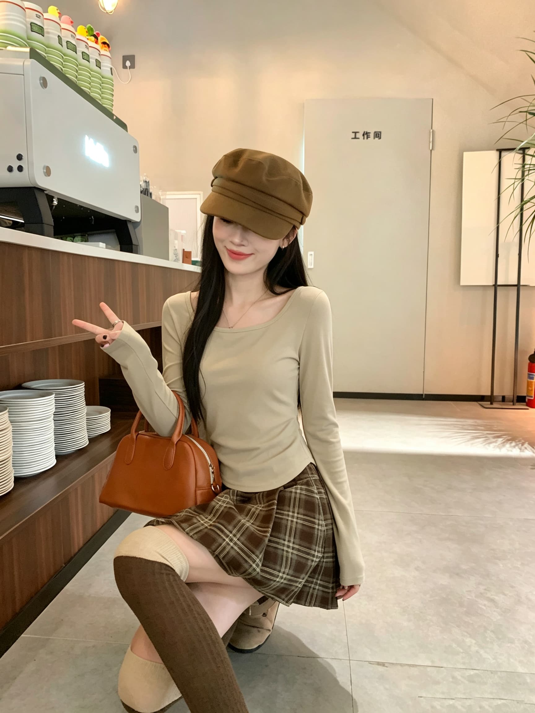 정가 실사 밀크 티 색상 다용도 꼬집기 허리 t 광장 칼라 티셔츠 한 부서 몸매 가꾸기 슬림해 보이는 고유 한 Chic 긴팔 맨위 이미지 4