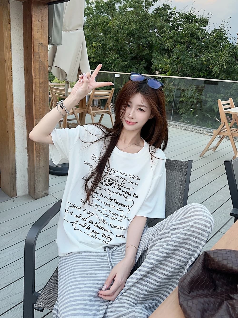 실사 정가 알파벳 프린트 티셔츠 여성 여름 루즈핏 디자인 홀로우 아웃 다용도 캐주얼 반팔 하이웨이스트 와이드 레그 팬츠 상세 이미지 6