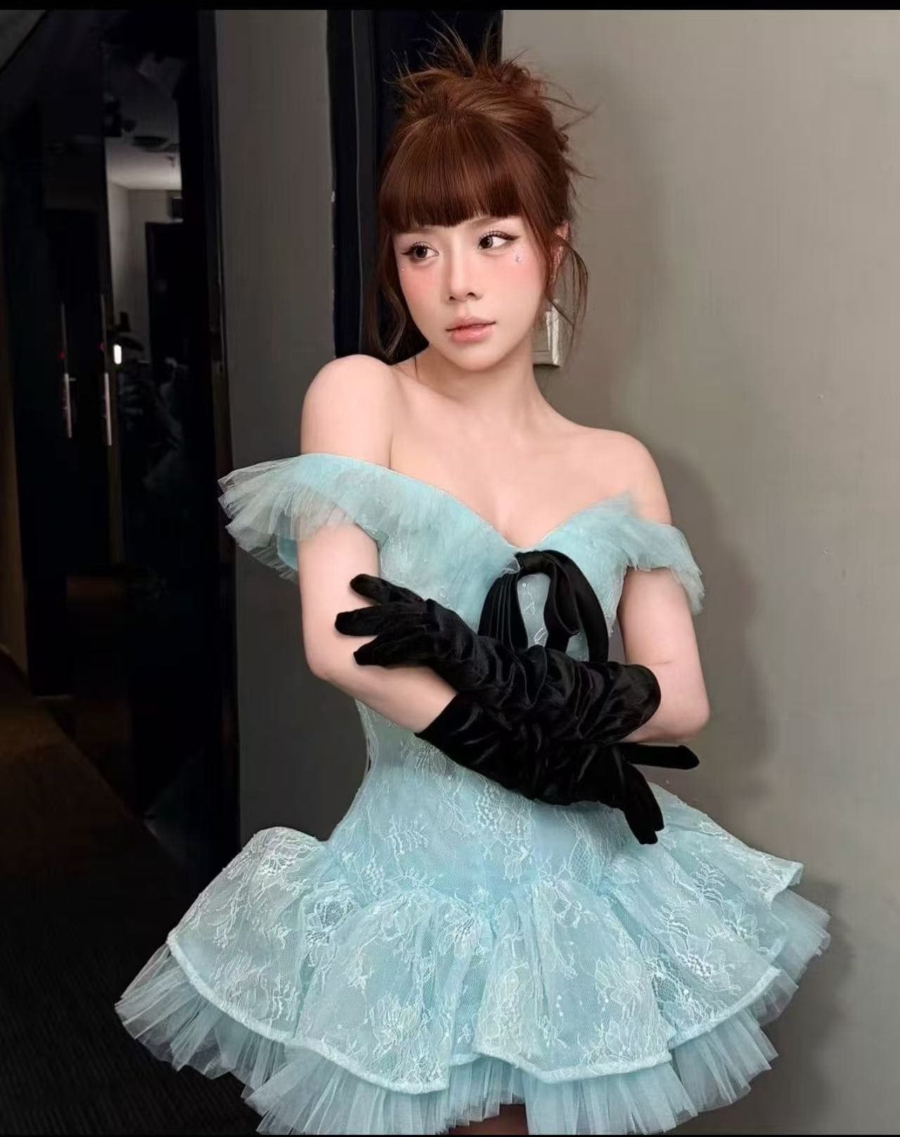 xinh 베트남 디자이너 moulinrose 새로운 패션 절묘한 바람 작은 키 V넥 나비 매듭 한 마디 미니 스커트 상세 이미지 3