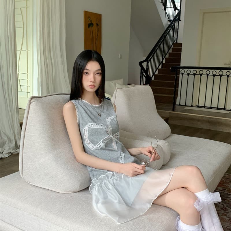 소녀 홀로우 아웃 나비 매듭 자수 민소매 드레스 루즈핏 디스플레이 높음 조끼 원피스 부드러운 이미지 6