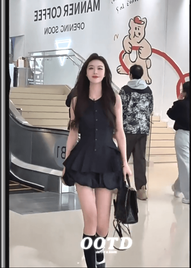 달콤함 작은 키 세트 여성 여름 고급 센스 품격 민소매 조끼 원피스 꽃밭 반신 스커트 투피스 세트 상세 이미지 1